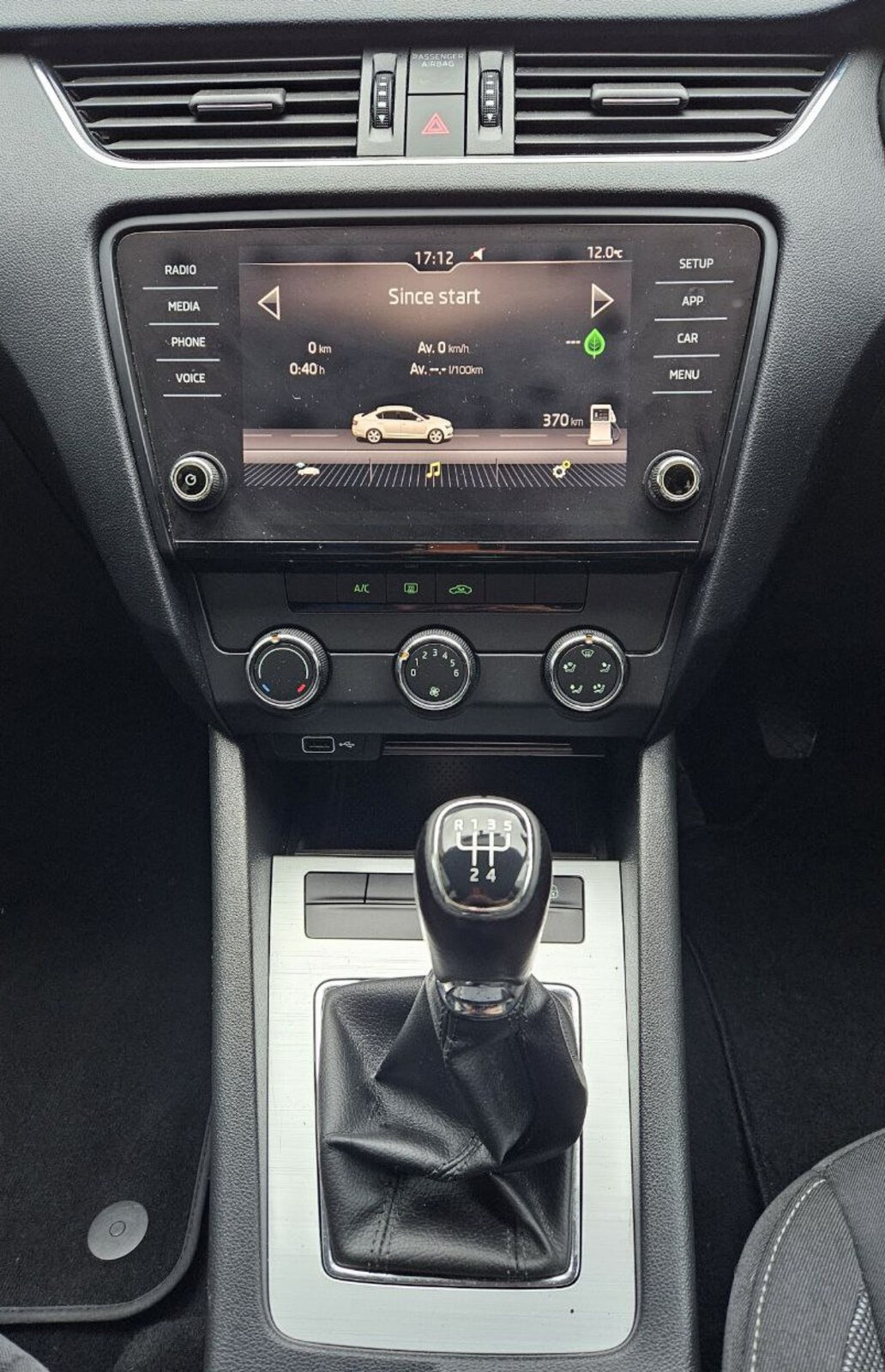 2018 Skoda Octavia AMBITION 1.6 TDI - Image 13