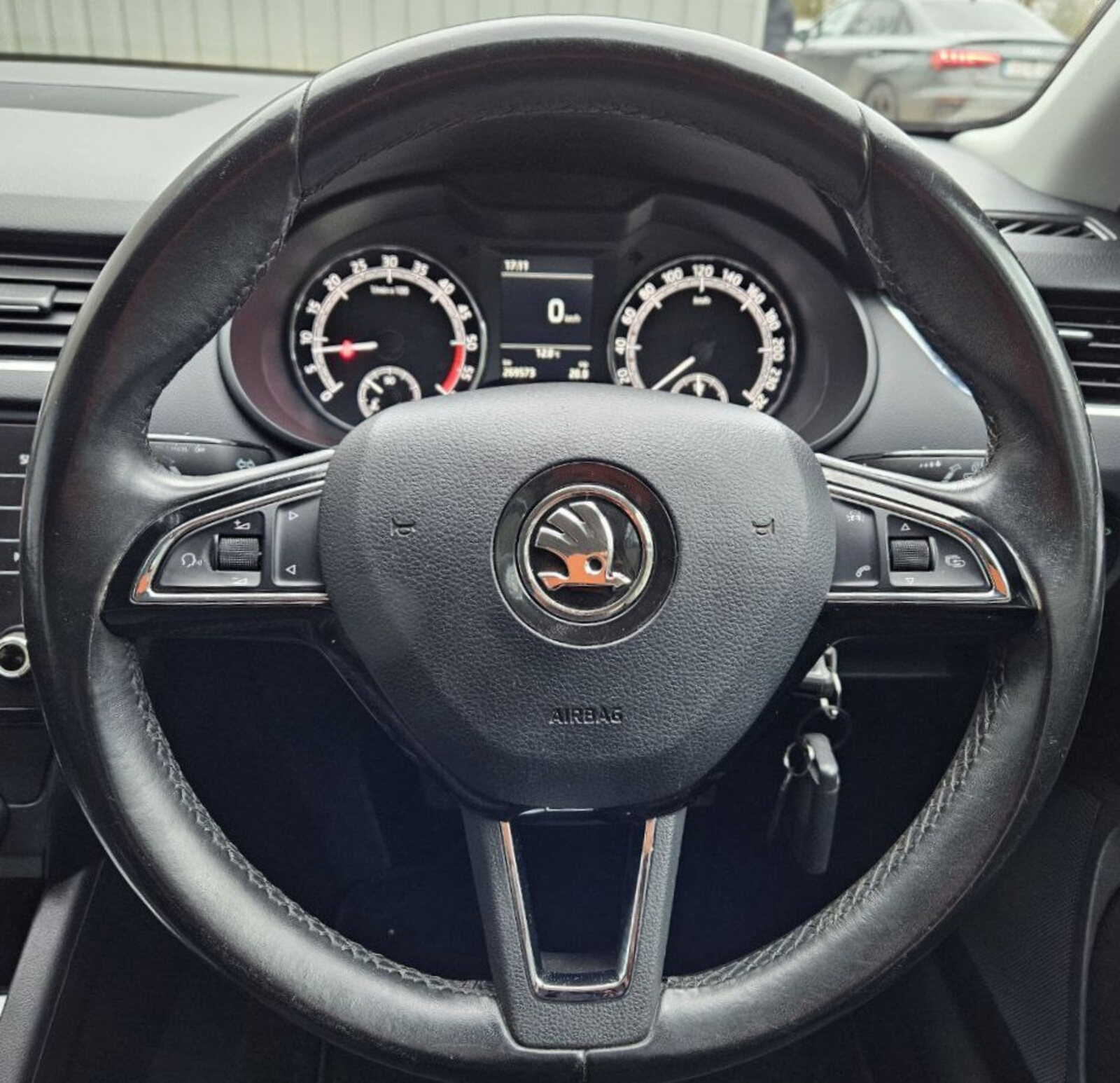 2018 Skoda Octavia AMBITION 1.6 TDI - Image 18