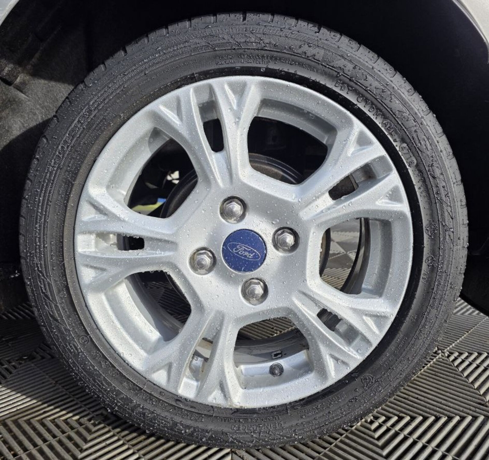 2016 Ford Fiesta 1.0 Petrol Zetec - Image 9