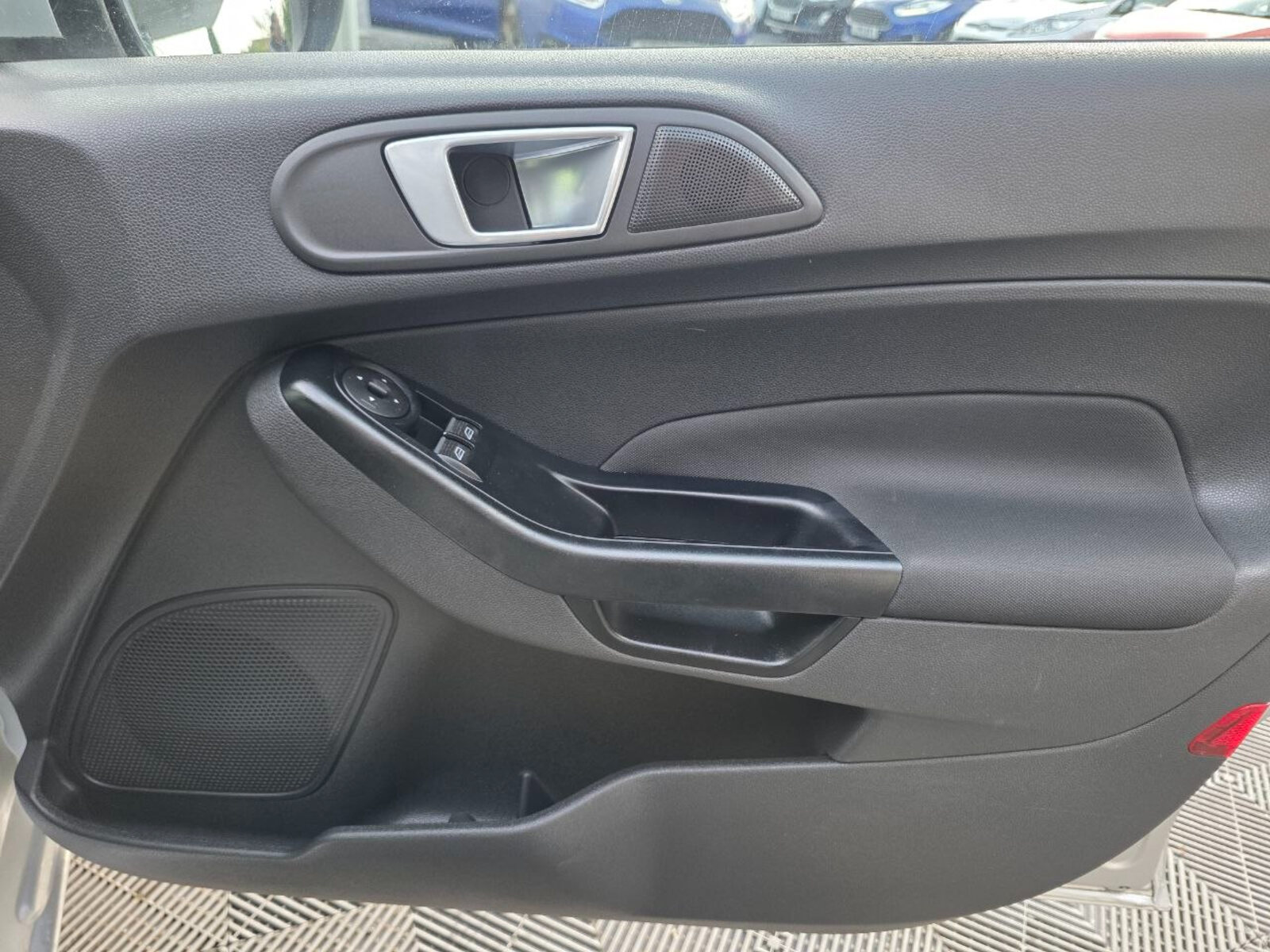 2016 Ford Fiesta 1.0 Petrol Zetec - Image 18