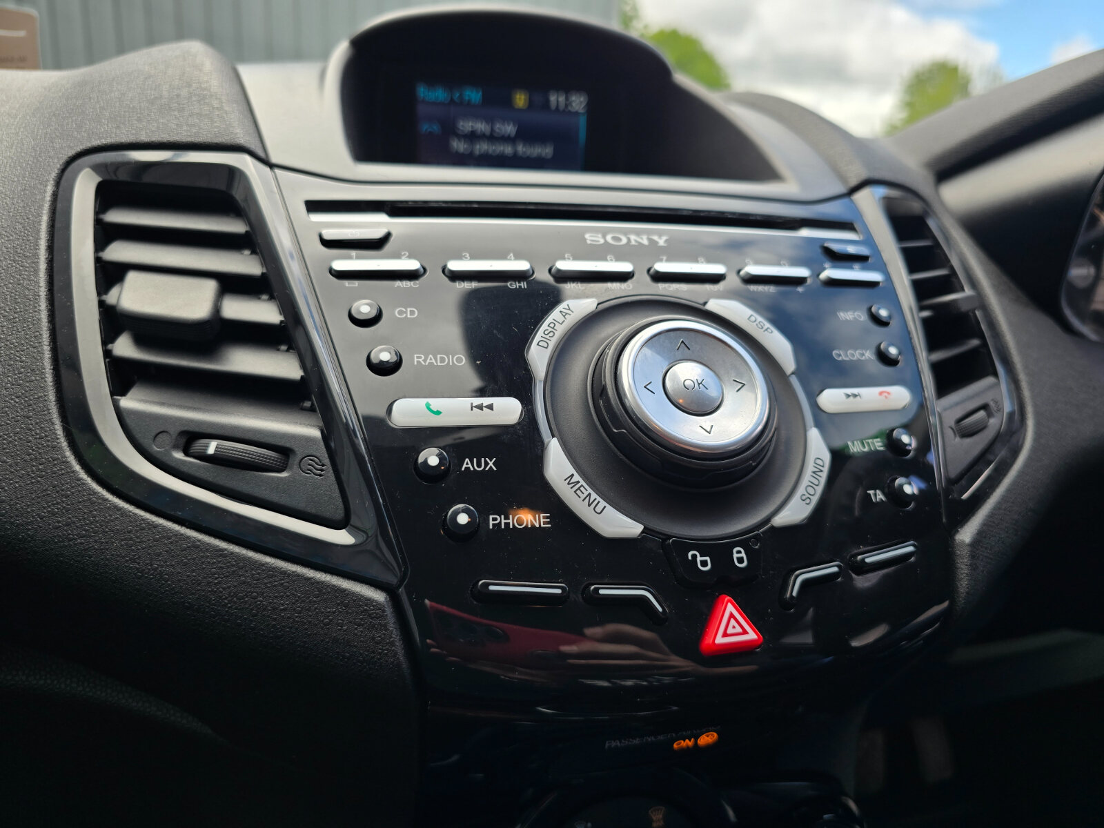 2014 Ford Fiesta 1.0 Petrol - Image 15