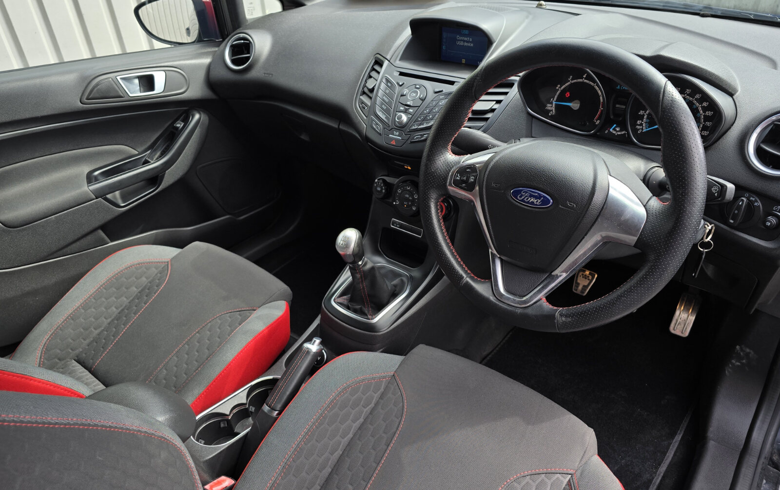 2017 Ford Fiesta ST-LINE 1.0 Petrol - Image 11