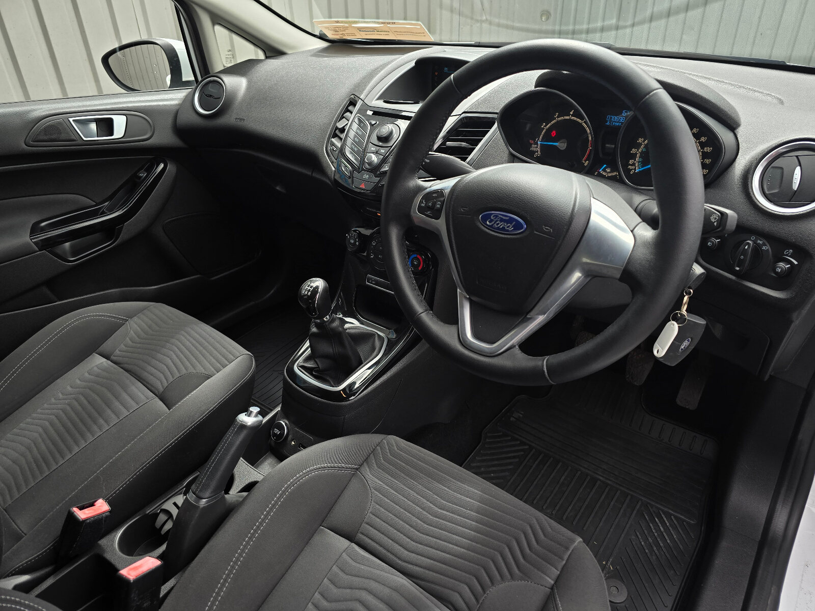 2015 Ford Fiesta 1.0 Petrol - Image 10