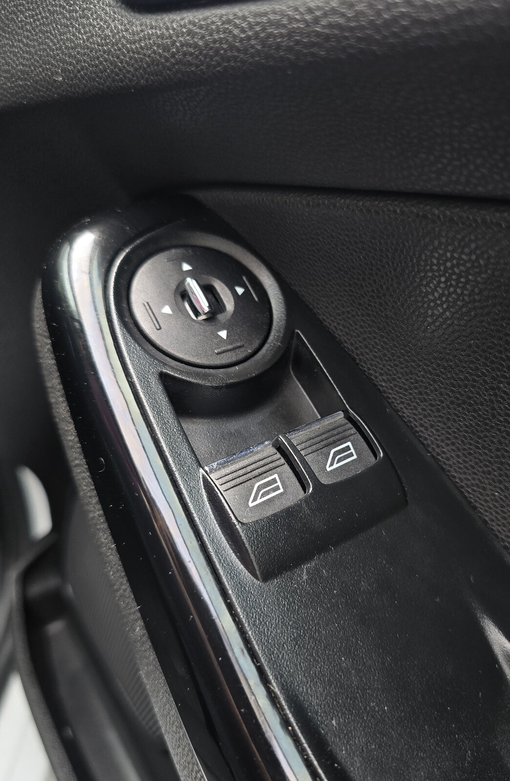 2015 Ford Fiesta 1.0 Petrol - Image 19