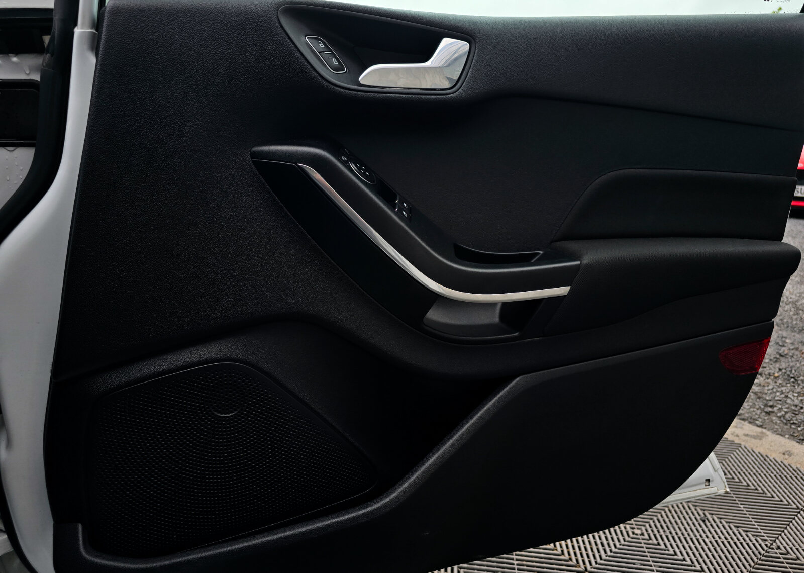 2019 Ford Fiesta 1.1 Petrol - Image 17