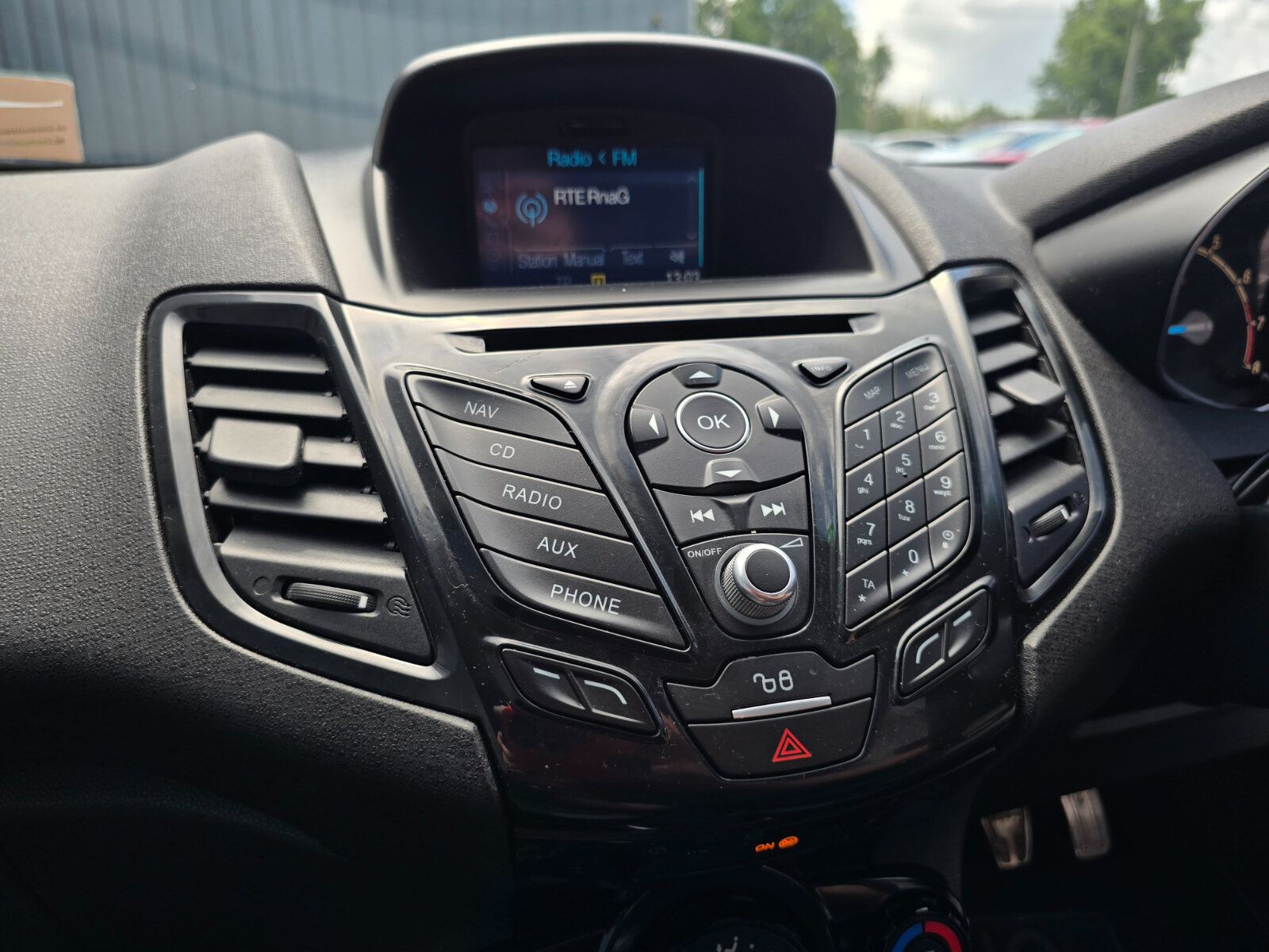 2016 Ford Fiesta 1.0 Petrol Zetec S - Image 16