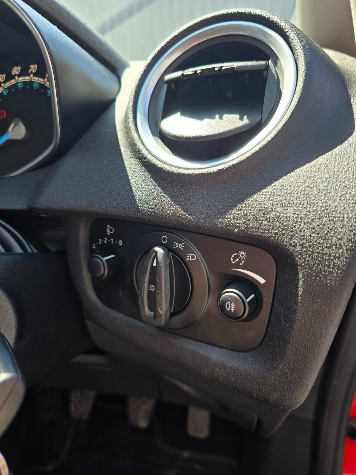 2015 Ford Fiesta 1.2 Petrol - Image 14
