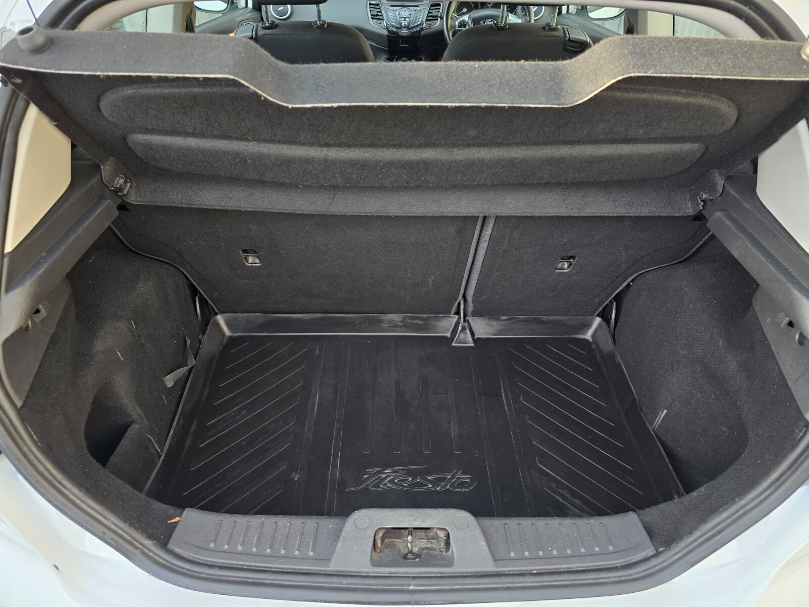2015 Ford Fiesta Zetec-S 1.0 Petrol - Image 20