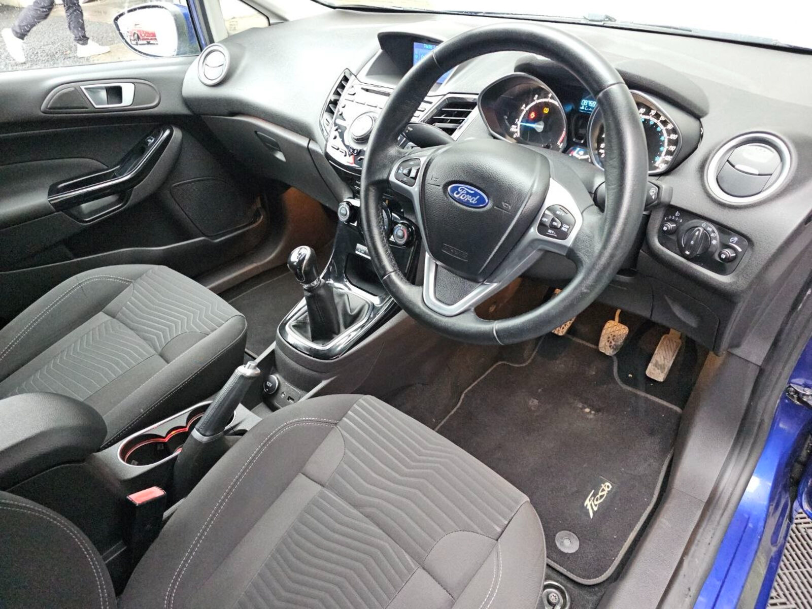2015 Ford Fiesta Titanium 1.0 Petrol - Image 11