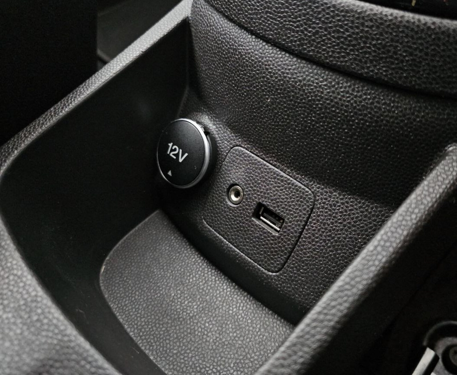 2015 Ford Fiesta Titanium 1.0 Petrol - Image 15