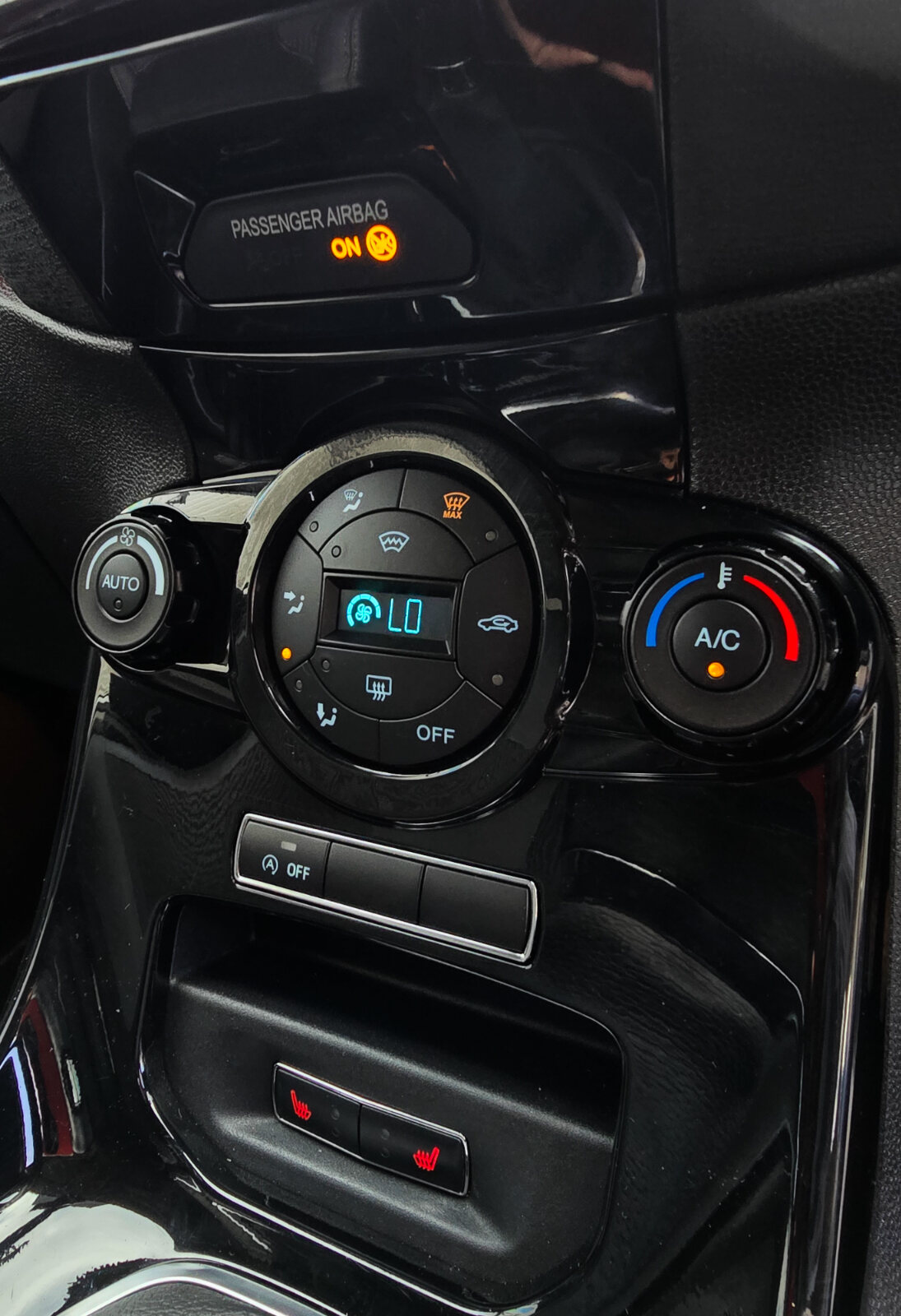 2015 Ford Fiesta Titanium X 1.0 Petrol - Image 13