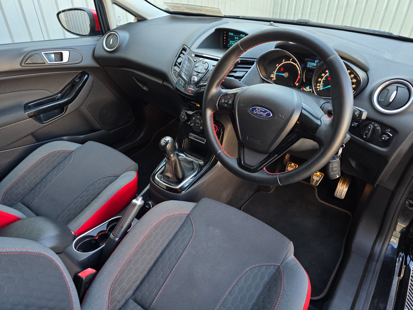 2015 Ford Fiesta 1.0  Zetec-S Black ED - Image 13