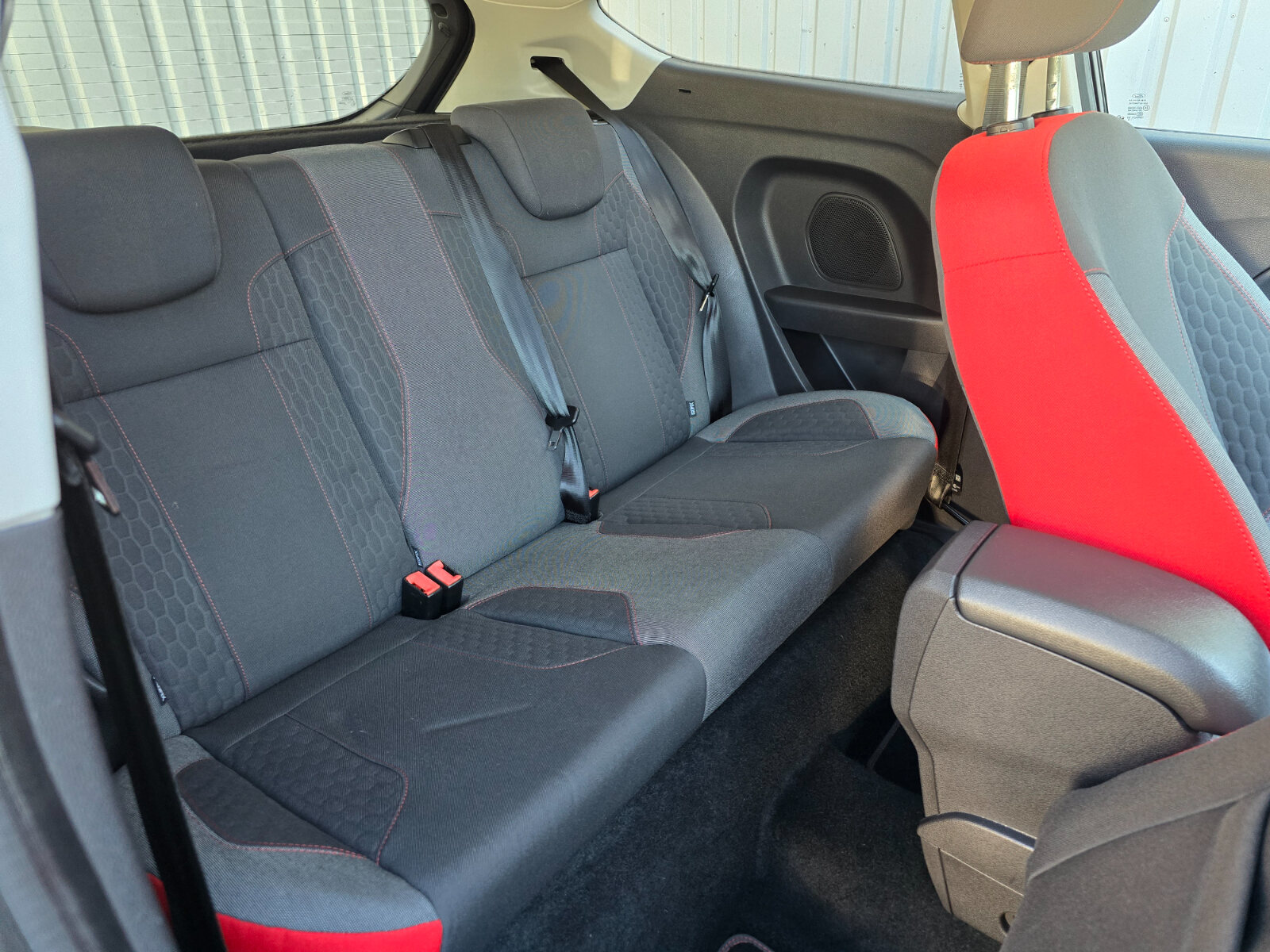 2015 Ford Fiesta 1.0  Zetec-S Black ED - Image 18