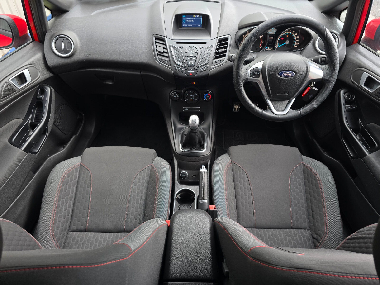 2017 Ford Fiesta ST-LINE 1.0 Petrol - Image 10