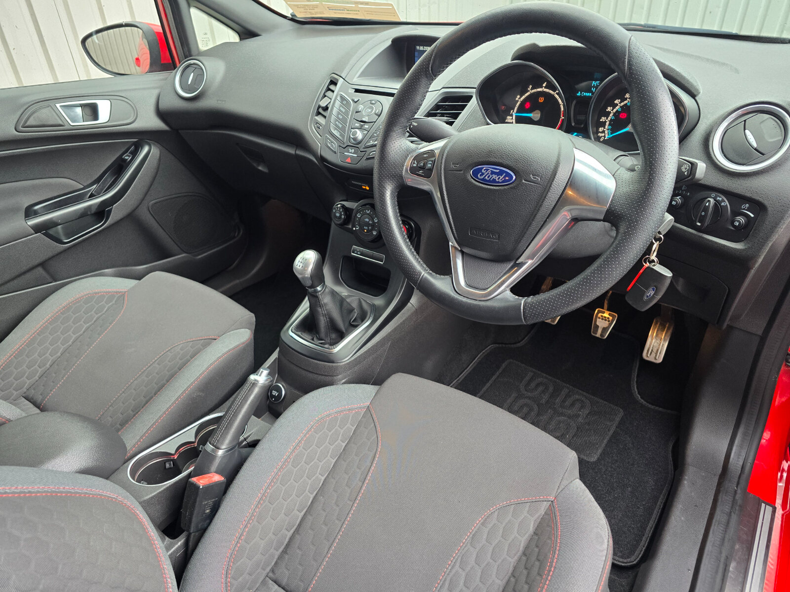2017 Ford Fiesta ST-LINE 1.0 Petrol - Image 12