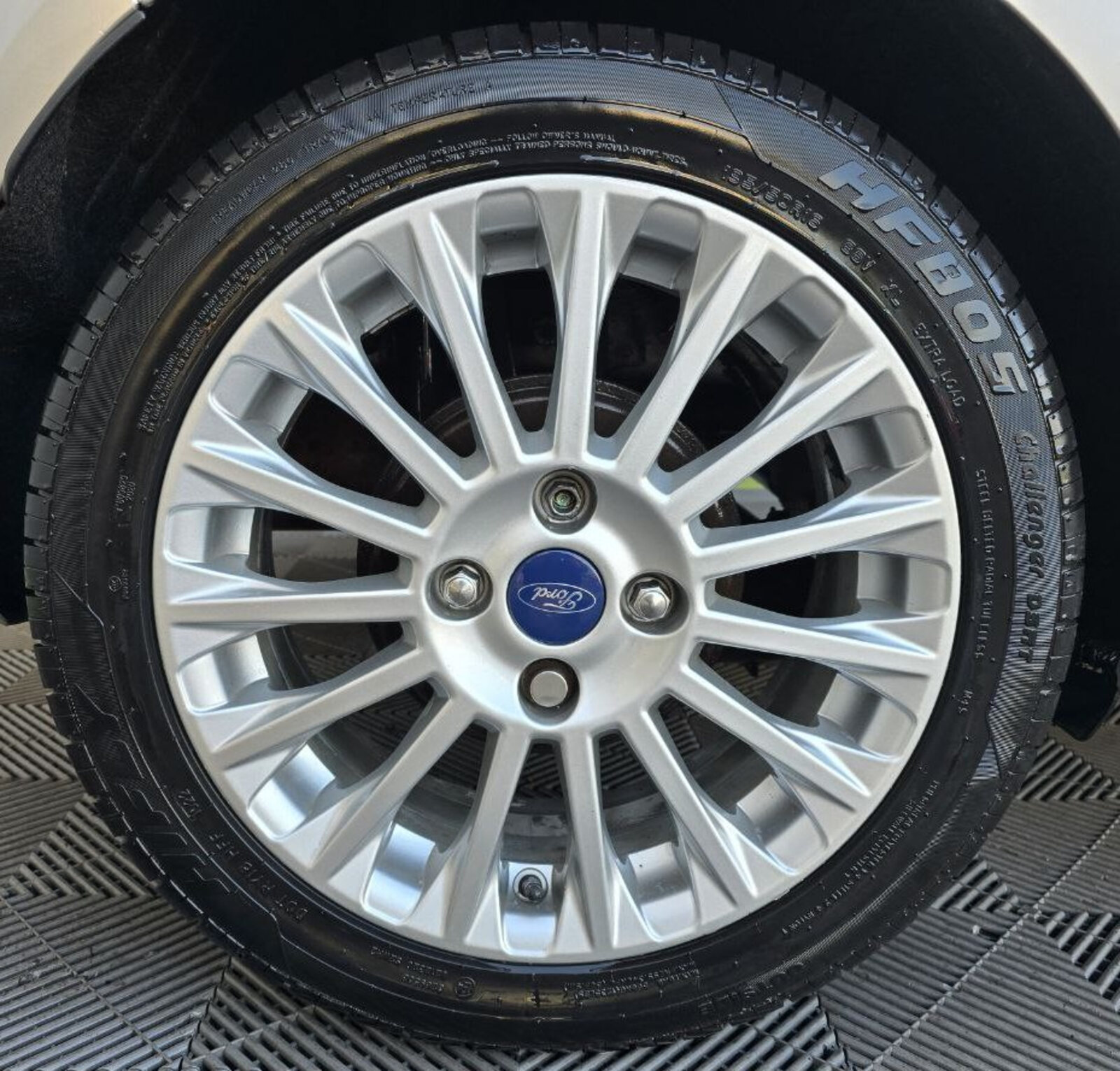 2014 Ford Fiesta Titanum 1.0 Petrol - Image 9