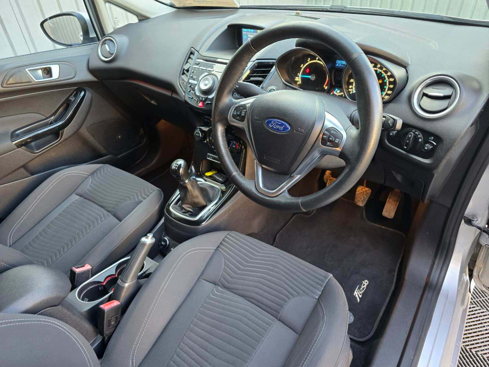 2014 Ford Fiesta Titanum 1.0 Petrol - Image 11