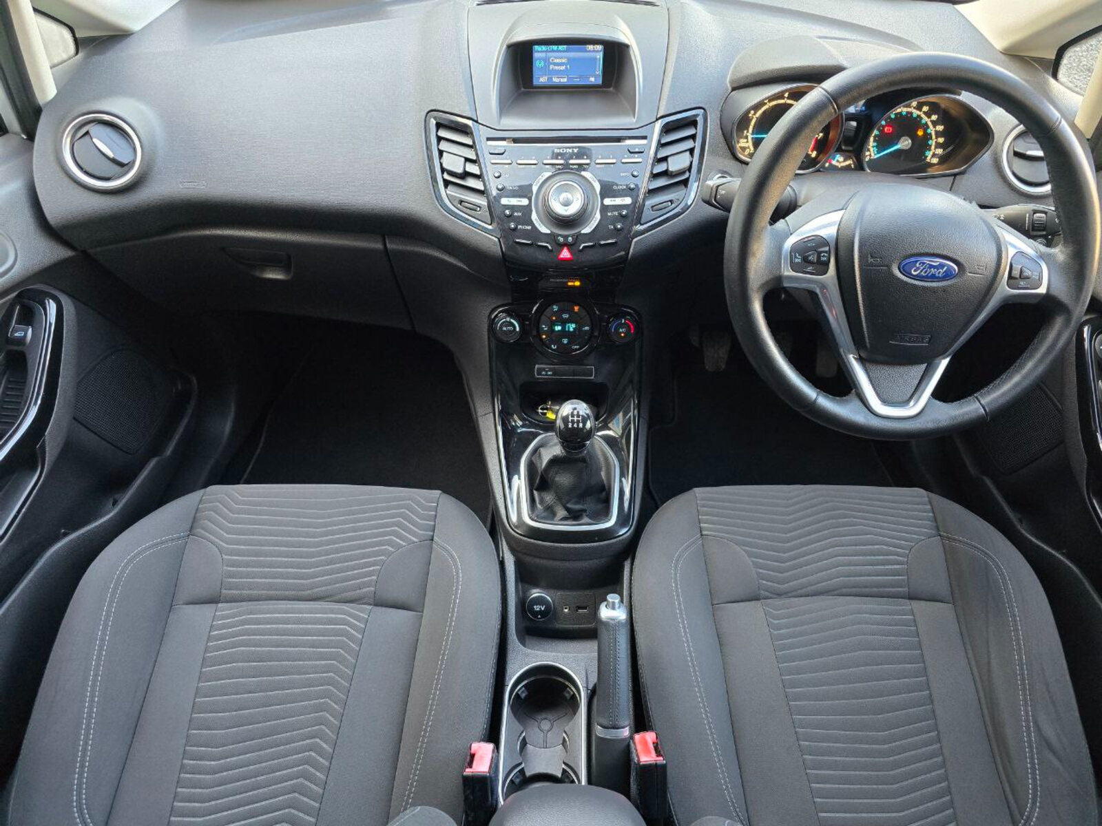 2014 Ford Fiesta Titanum 1.0 Petrol - Image 12