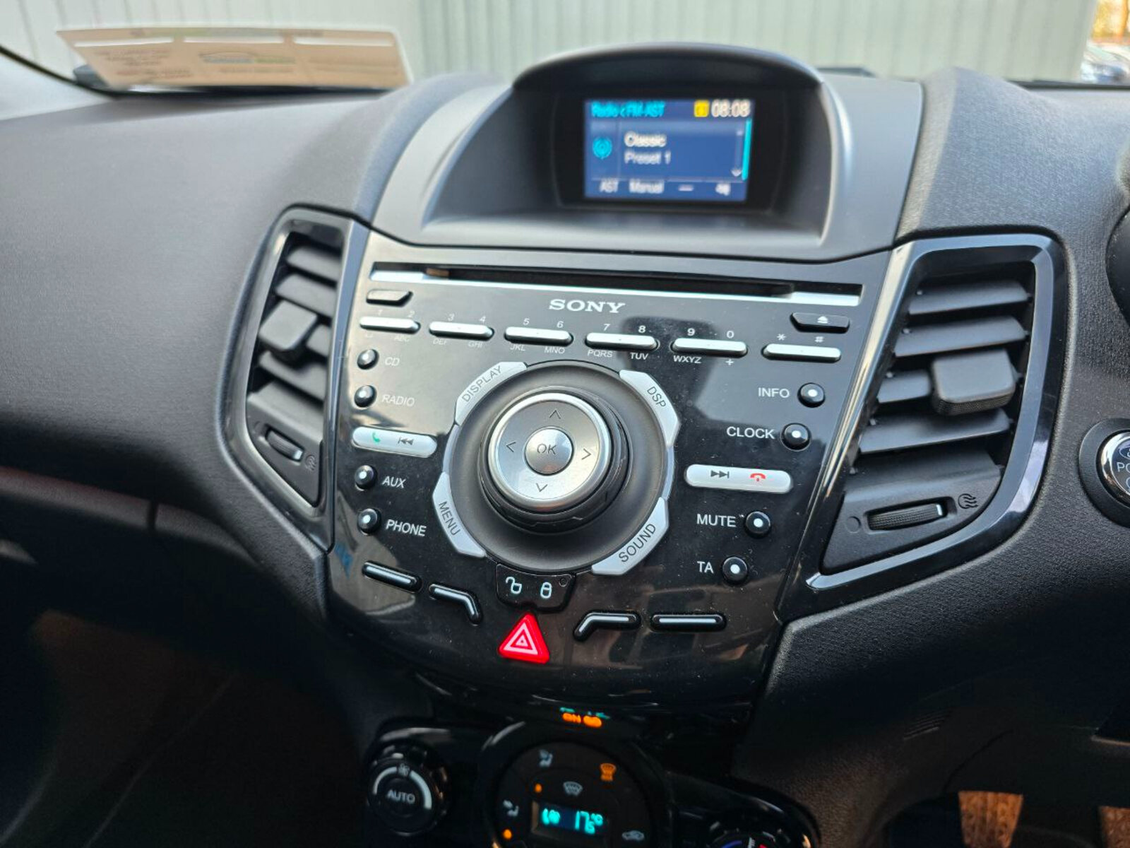 2014 Ford Fiesta Titanum 1.0 Petrol - Image 14