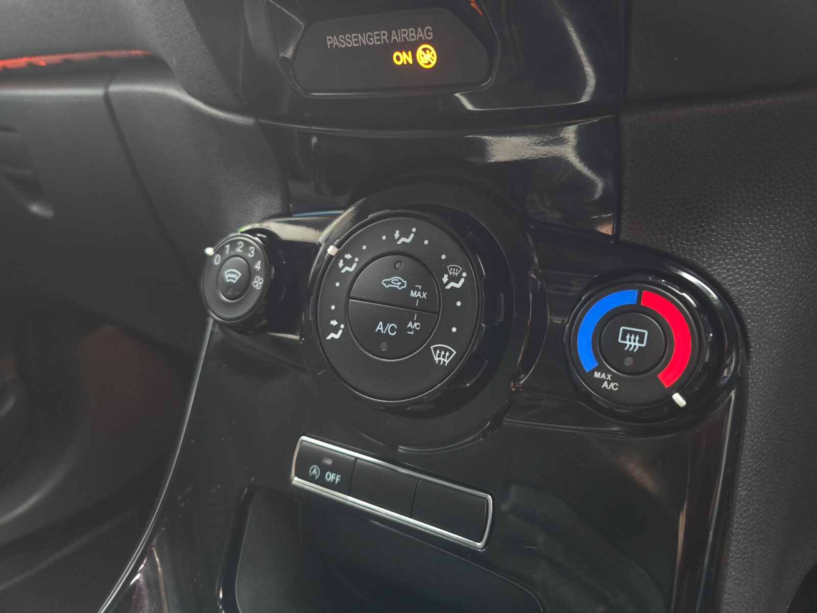 2016 Ford Fiesta 1.0 Petrol - Image 15