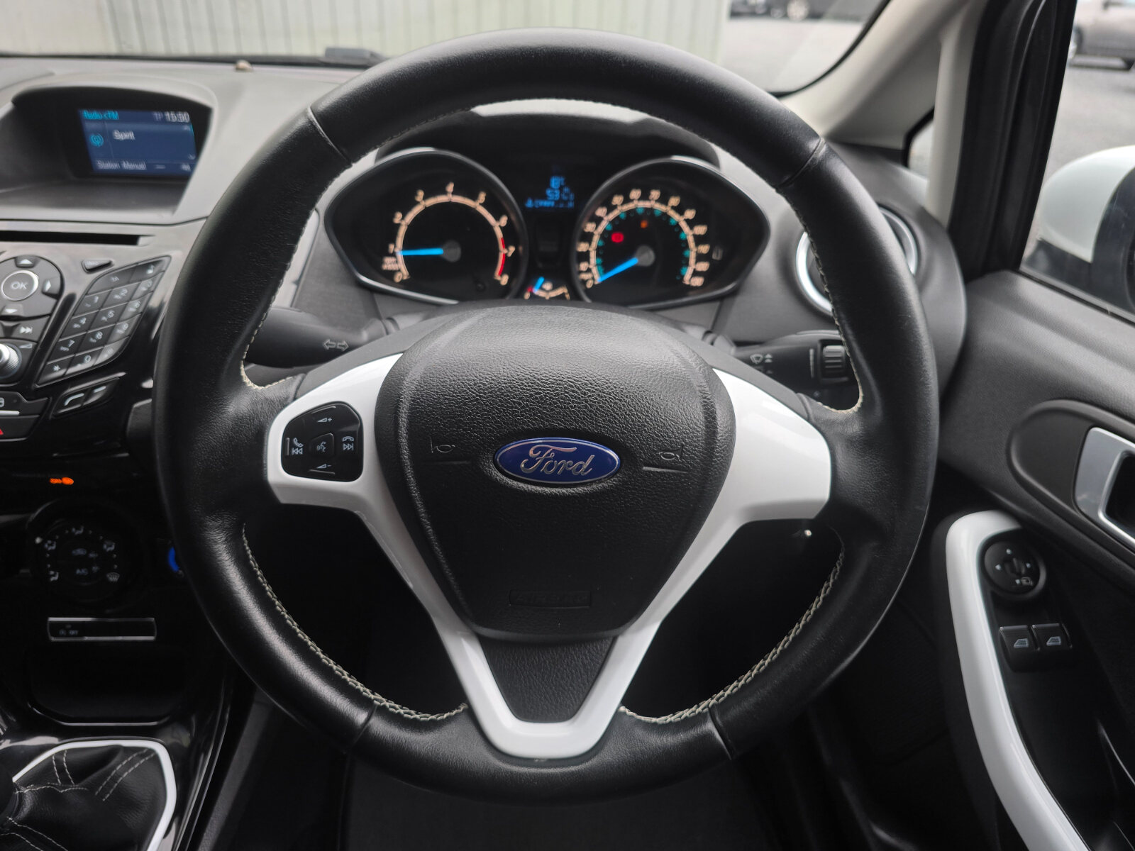 2016 Ford Fiesta 1.0 Petrol - Image 17