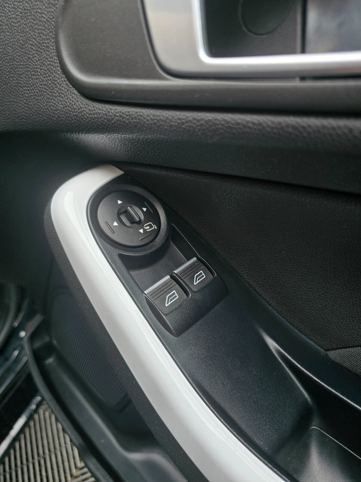 2016 Ford Fiesta 1.0 Petrol - Image 20