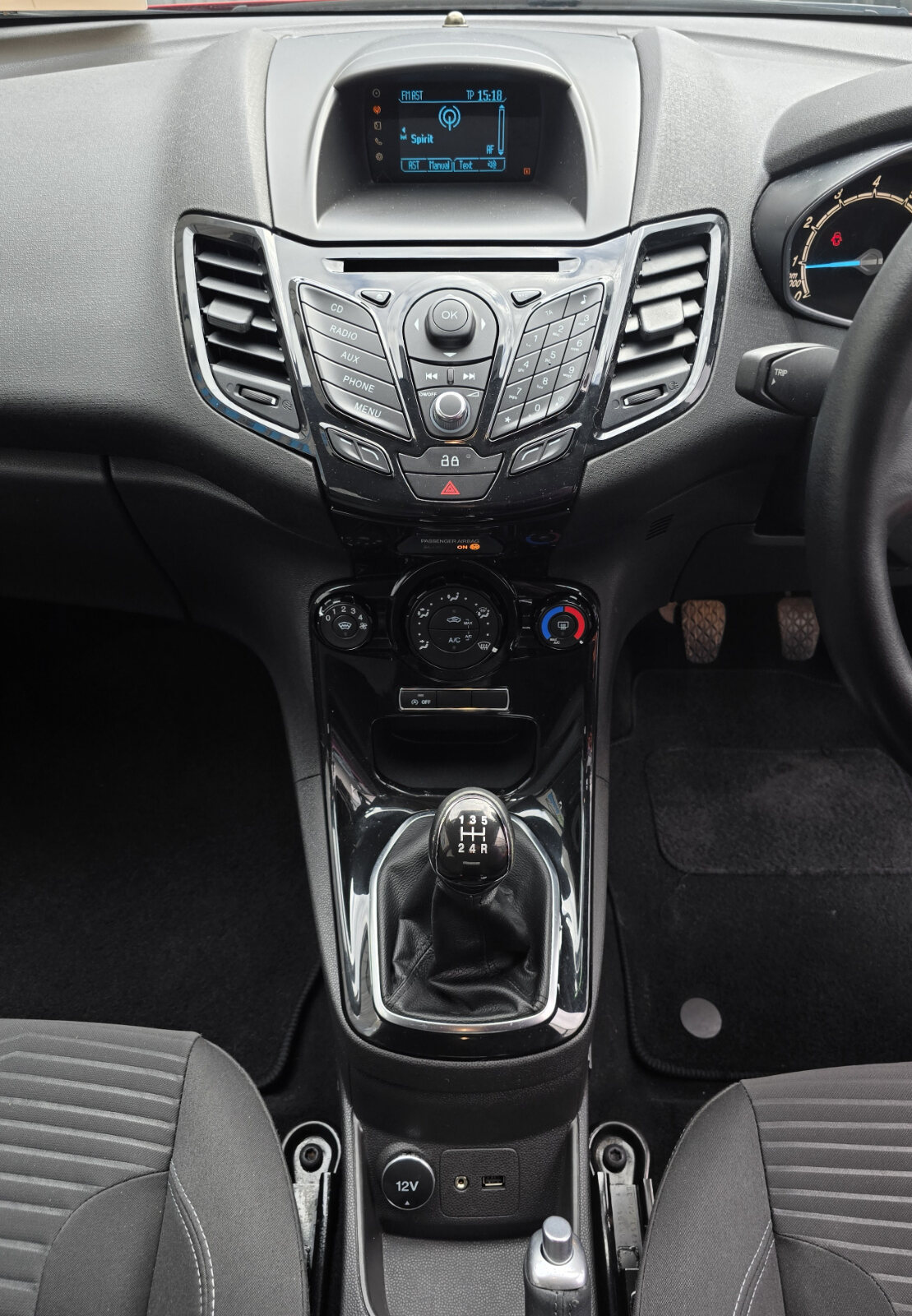 2014 Ford Fiesta 1.0 Petrol - Image 13