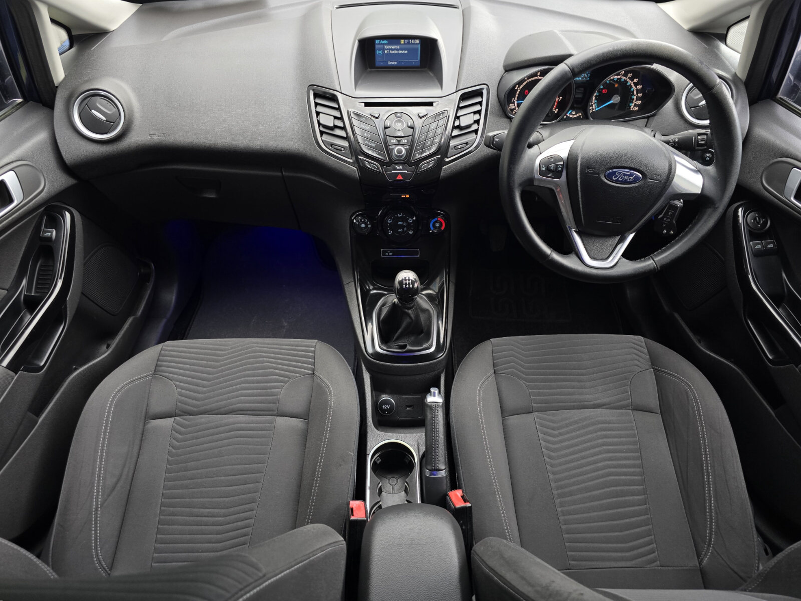 2017 Ford Fiesta 1.0 Petrol - Image 9
