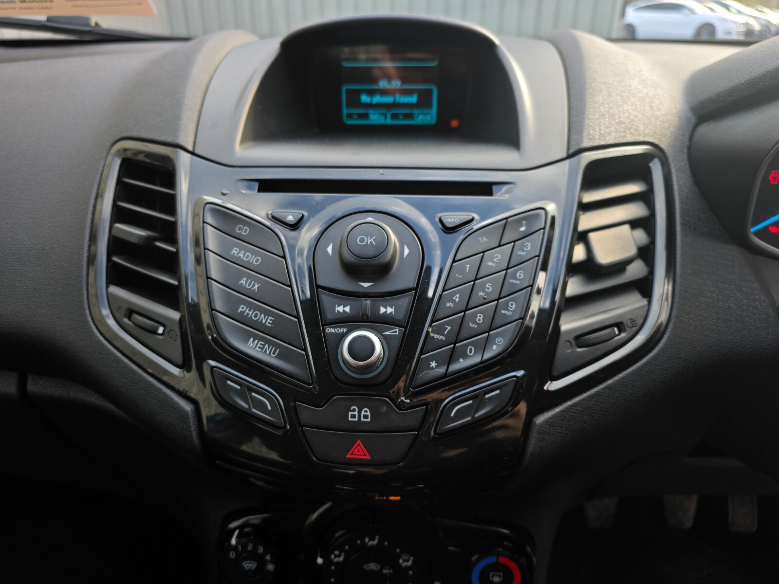 2014 Ford Fiesta 1.0 Petrol - Image 15