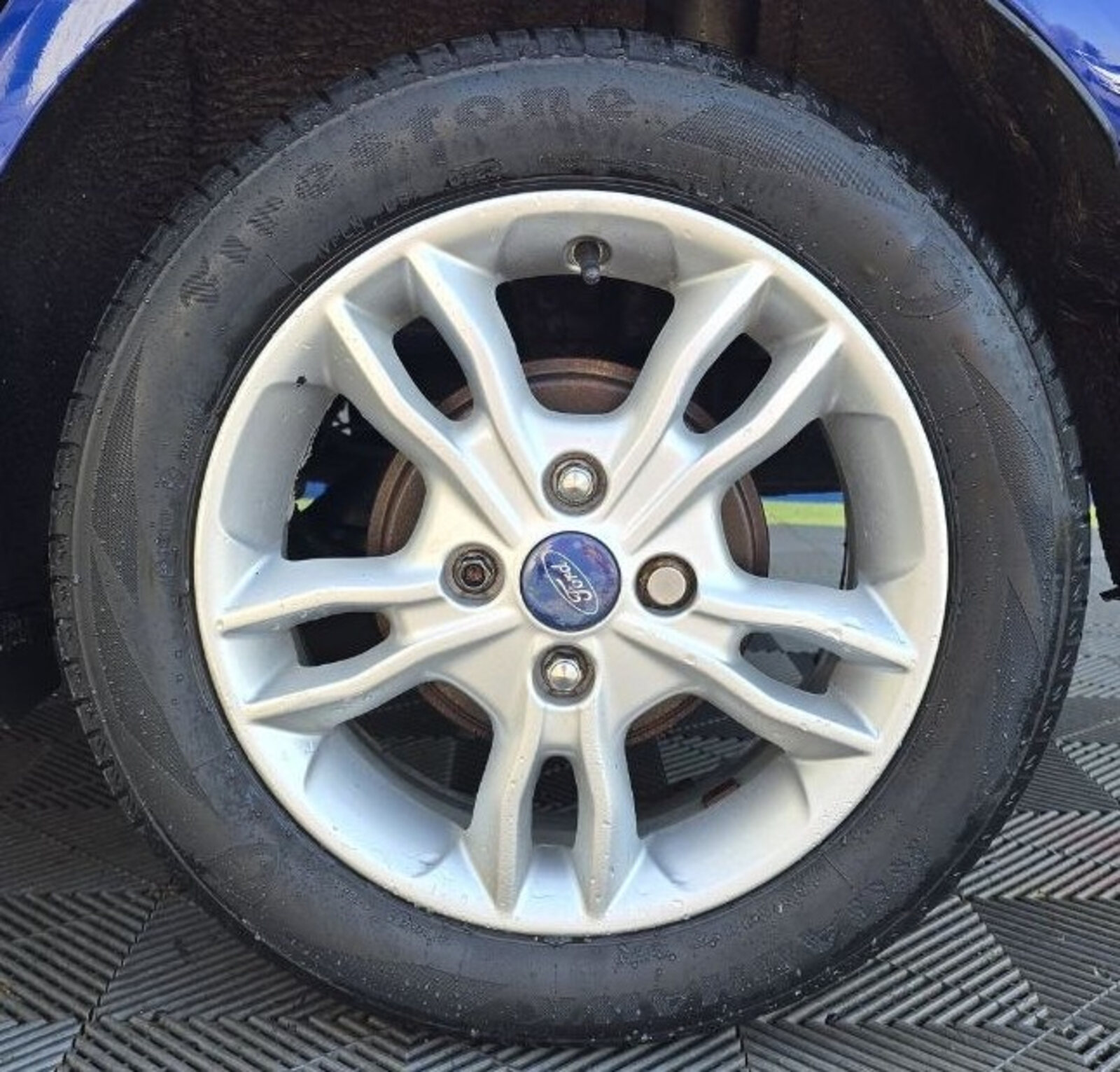 2015 Ford Fiesta 1.0 Petrol - Image 9