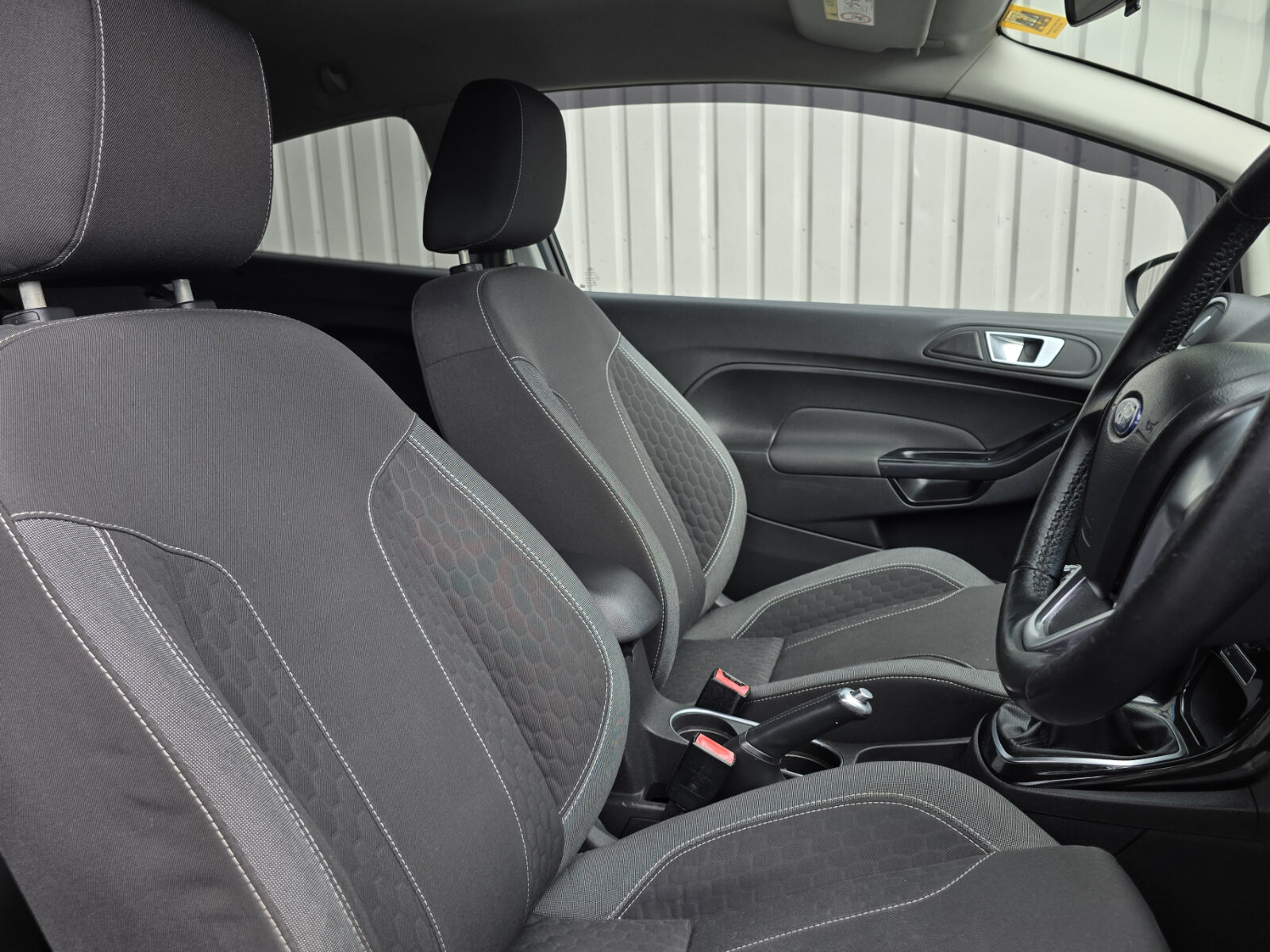 2015 Ford Fiesta Zetec-S 1.0 Petrol - Image 10