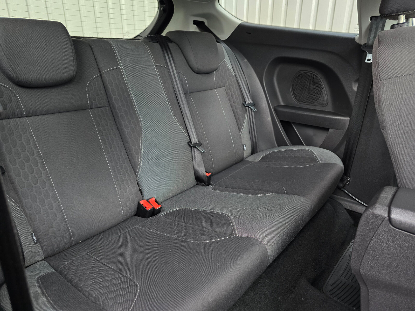 2015 Ford Fiesta Zetec-S 1.0 Petrol - Image 18