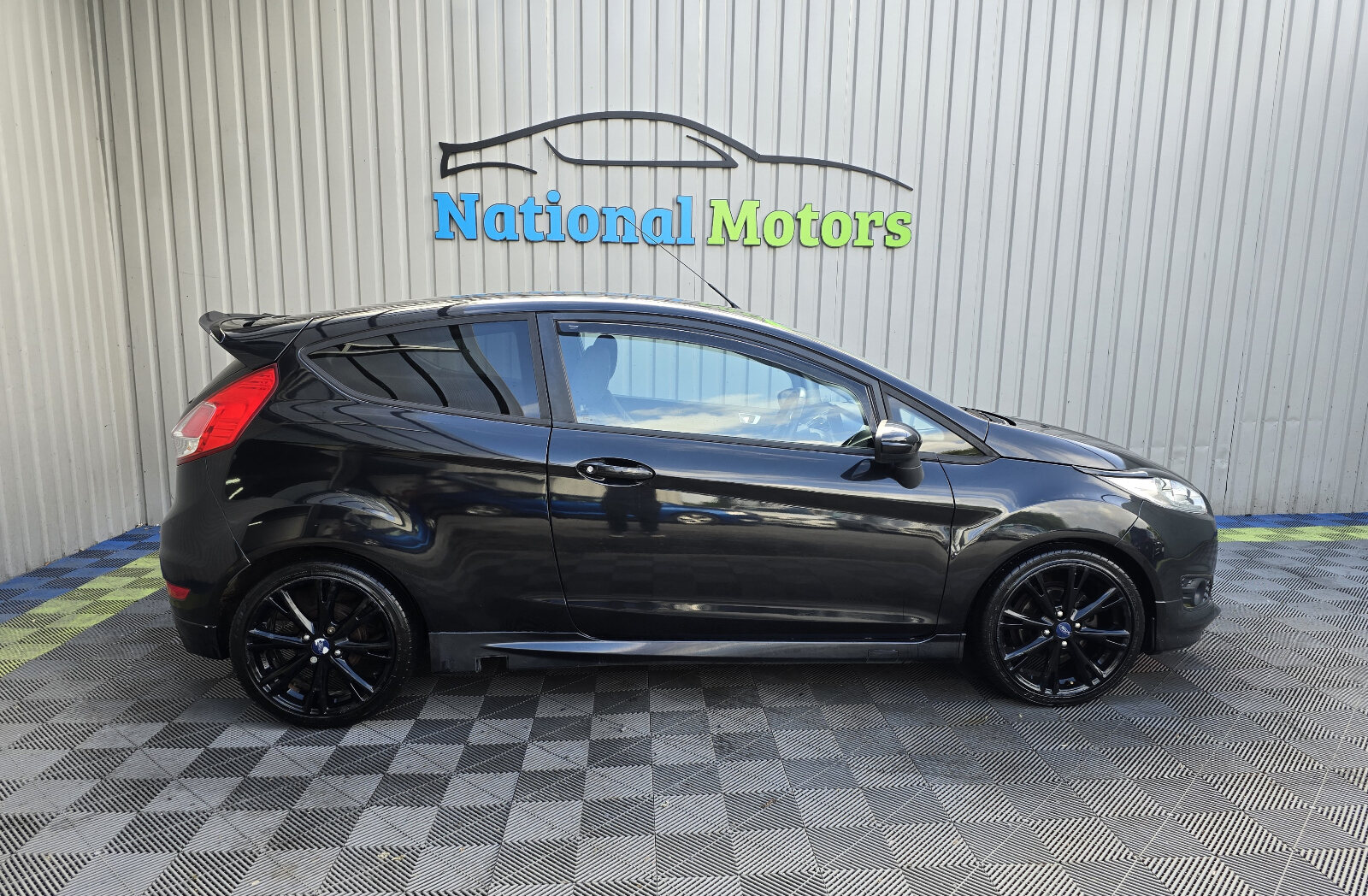 2015 Ford Fiesta Zetec-S 1.0 Petrol - Image 2