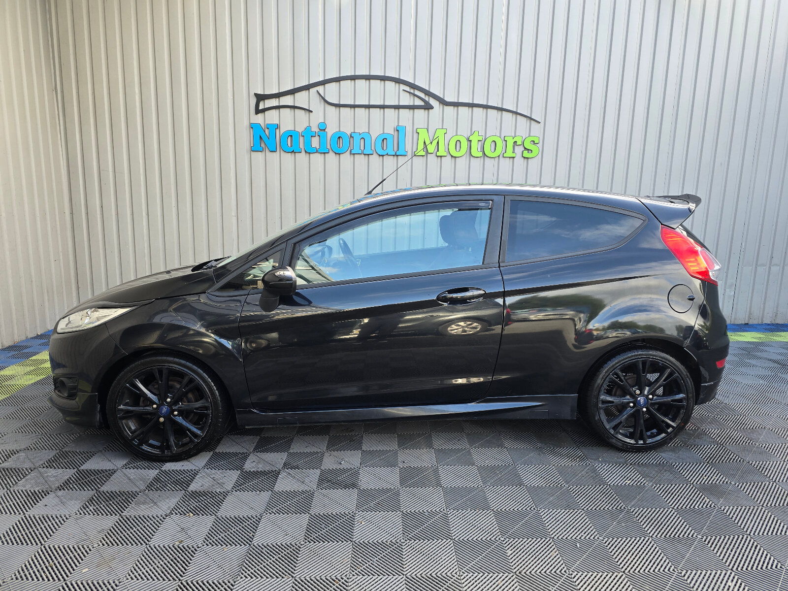 2015 Ford Fiesta Zetec-S 1.0 Petrol - Image 6