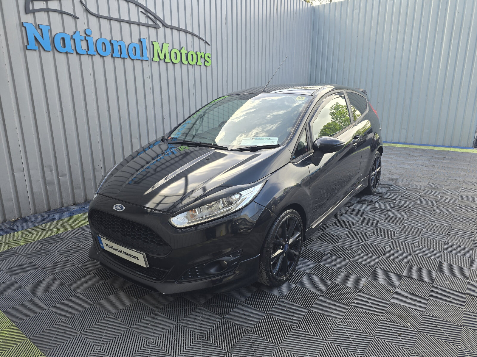 2015 Ford Fiesta Zetec-S 1.0 Petrol - Image 7