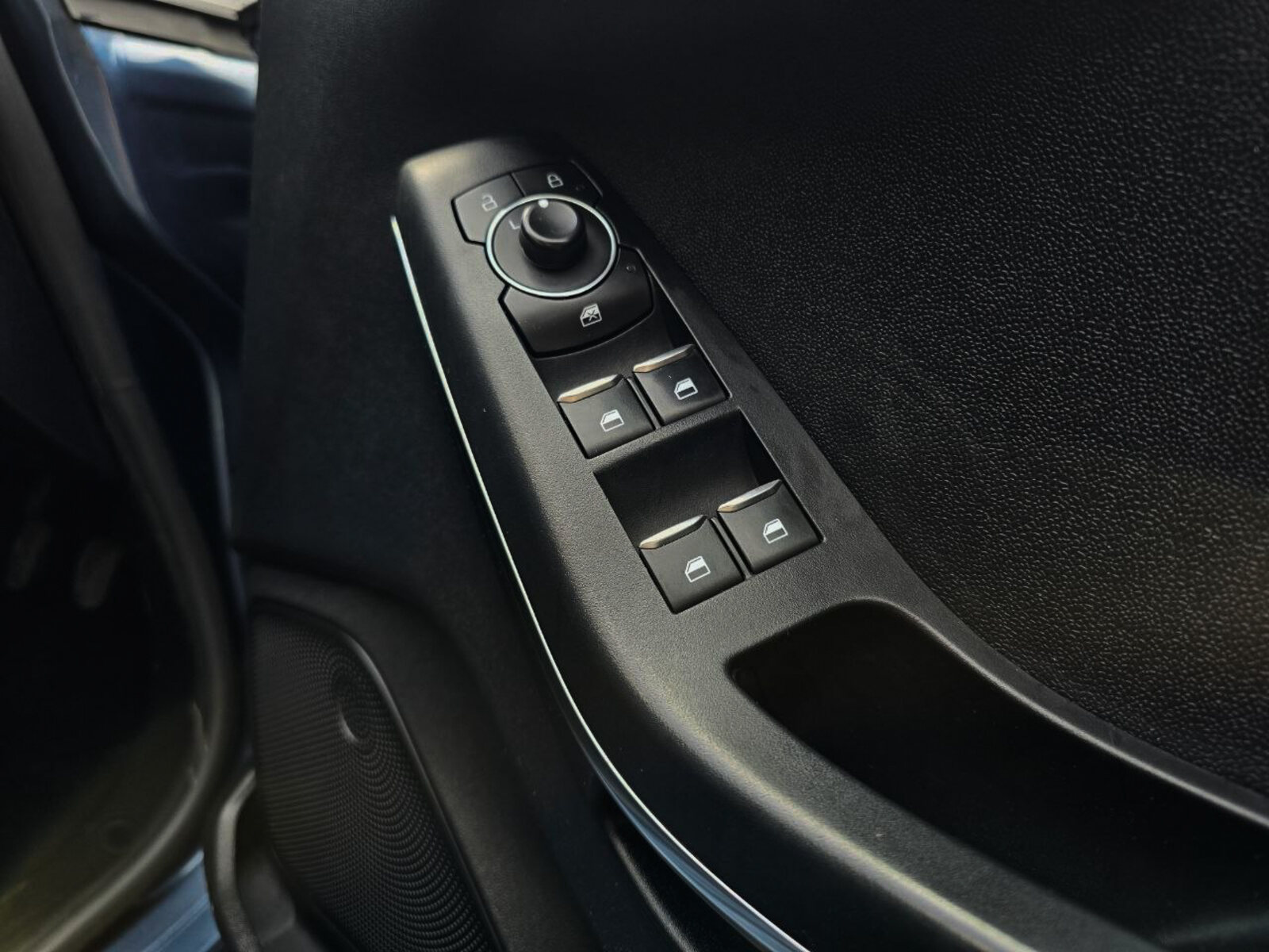 2021 Ford Fiesta ST-LINE 1.0 Petrol - Image 19