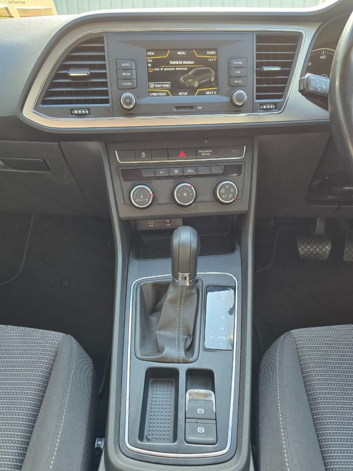 2017 SEAT Leon 1.6TDI DSG SE Automatic - Image 13
