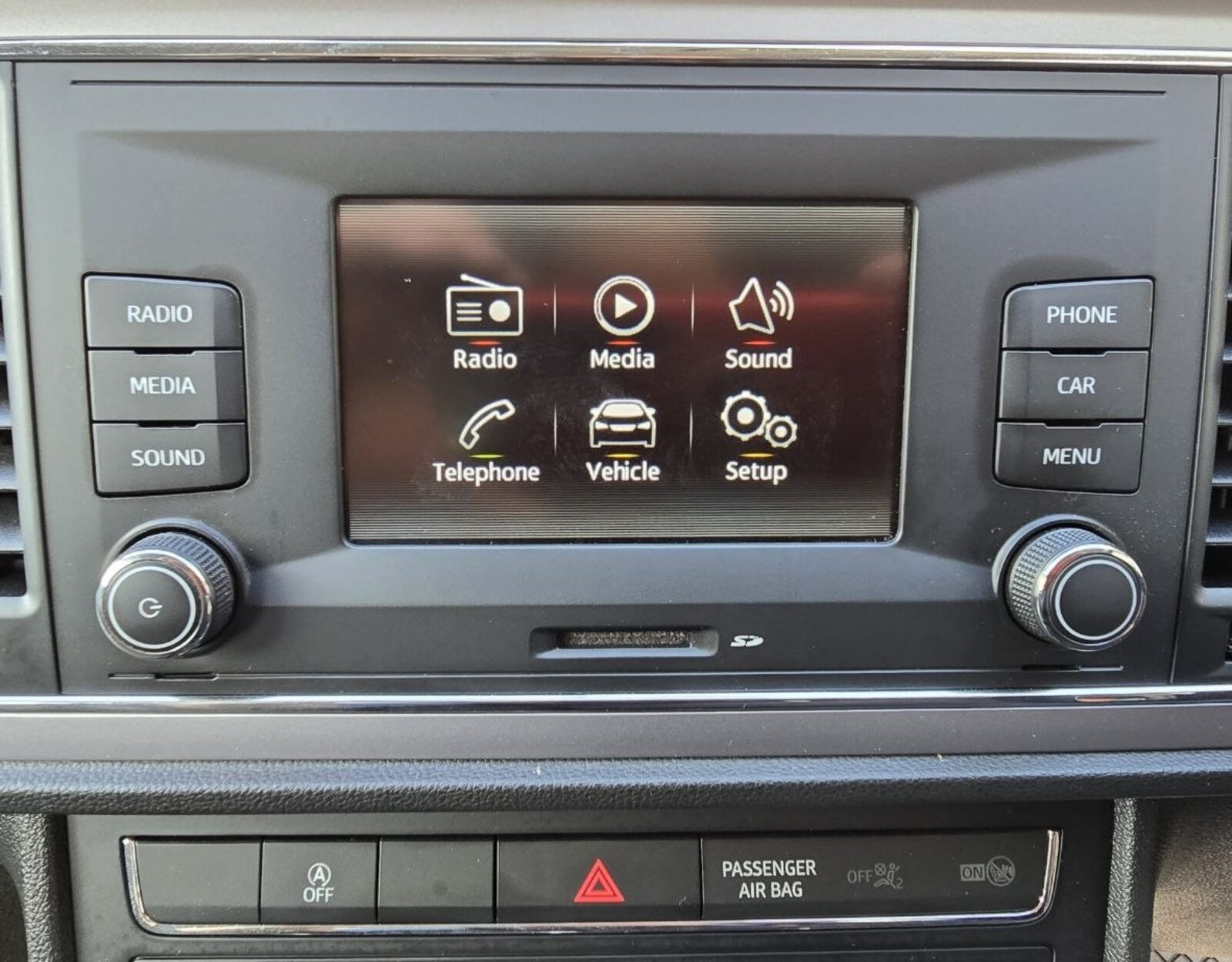 2017 SEAT Leon 1.6TDI DSG SE Automatic - Image 14