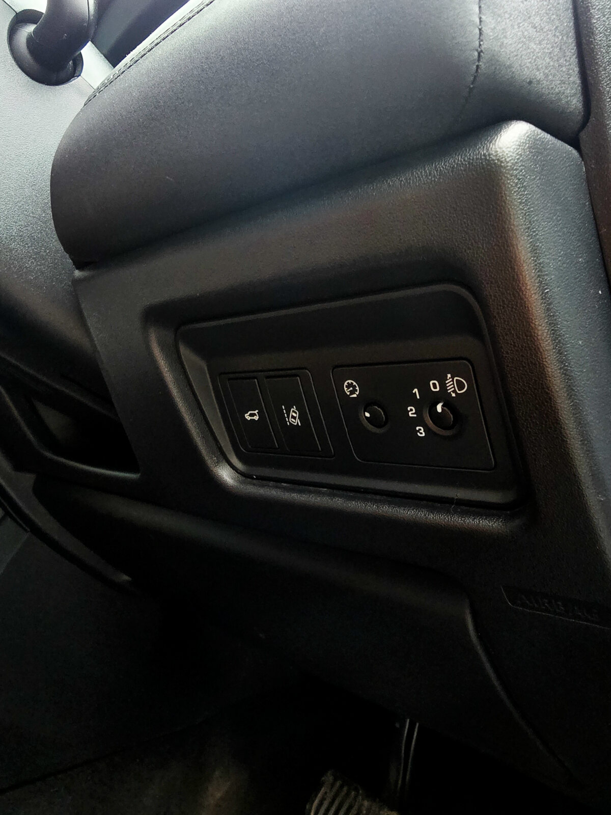 2017 Land Rover Discovery 2.0 4WD Automatic  7Seat - Image 18