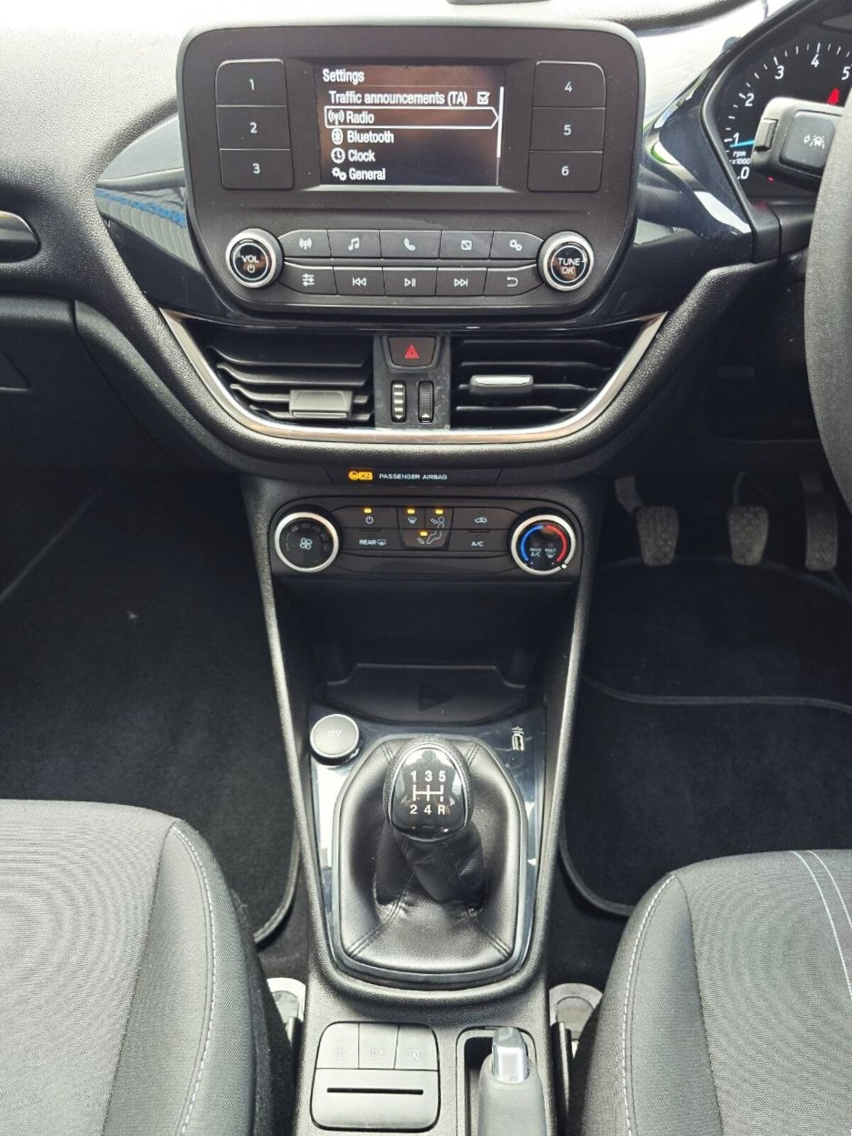 2019 Ford Fiesta 1.1Petrol Ti-VCT - Image 13