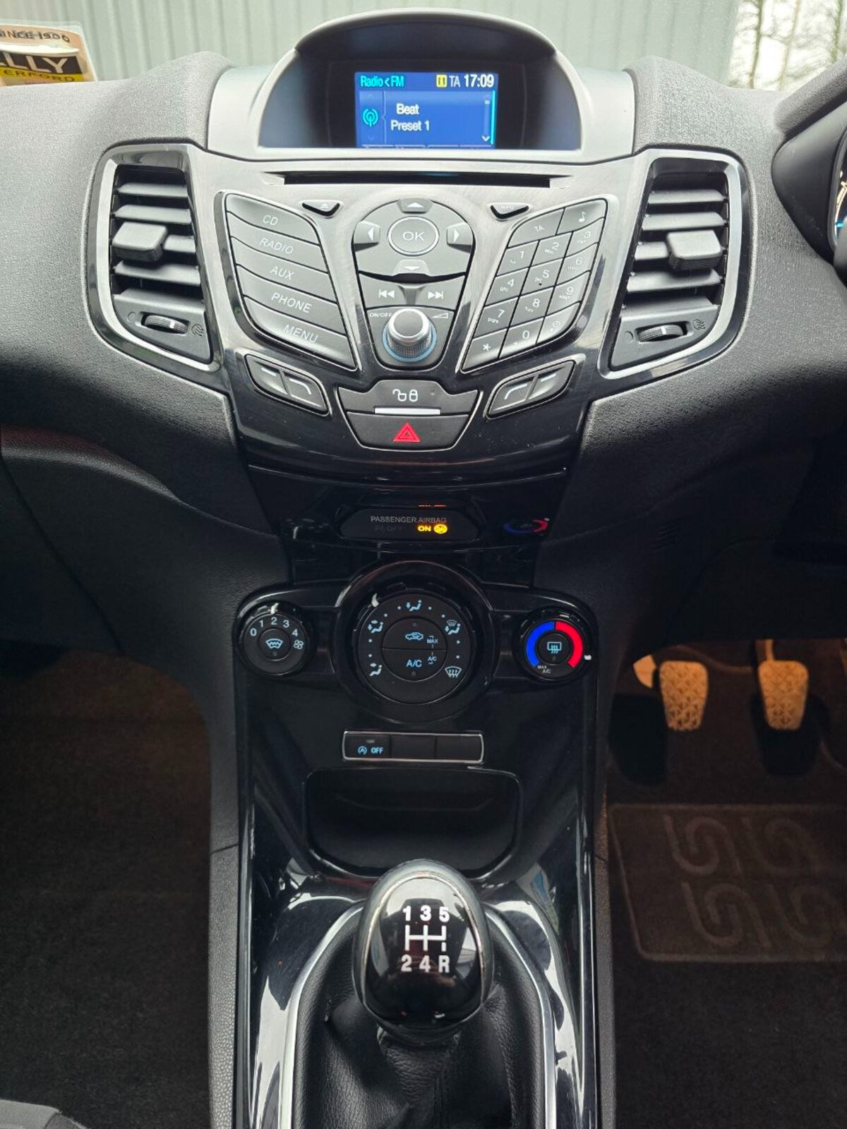 2016 Ford Fiesta 1.0 Petrol - Image 11