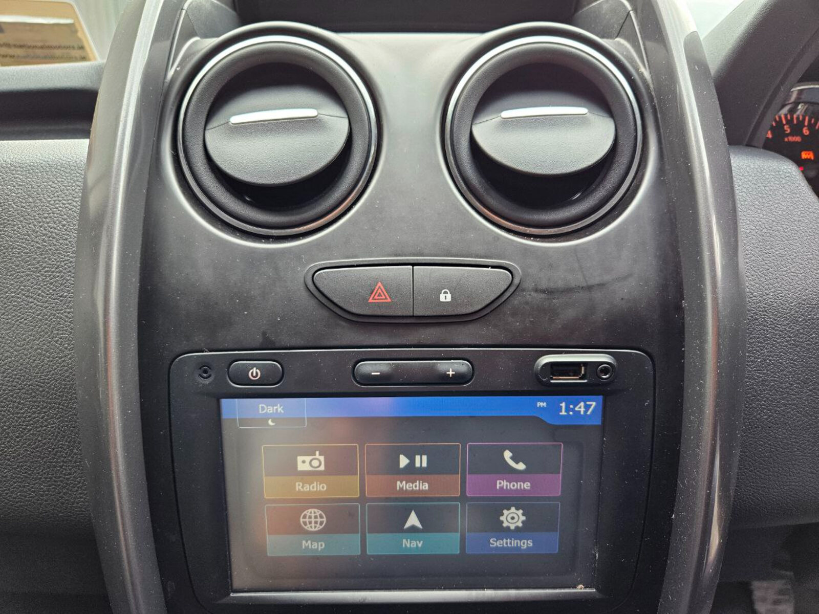 2017 Dacia Duster 1.5 dCi PRESTIGE - Image 14