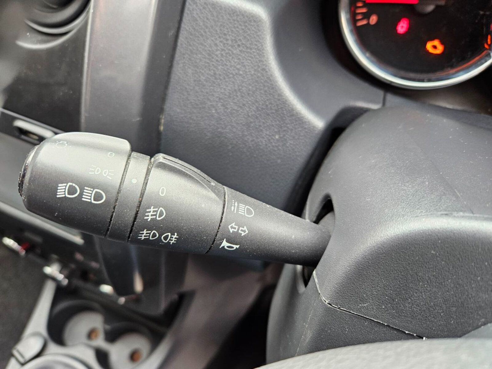 2017 Dacia Duster 1.5 dCi PRESTIGE - Image 18