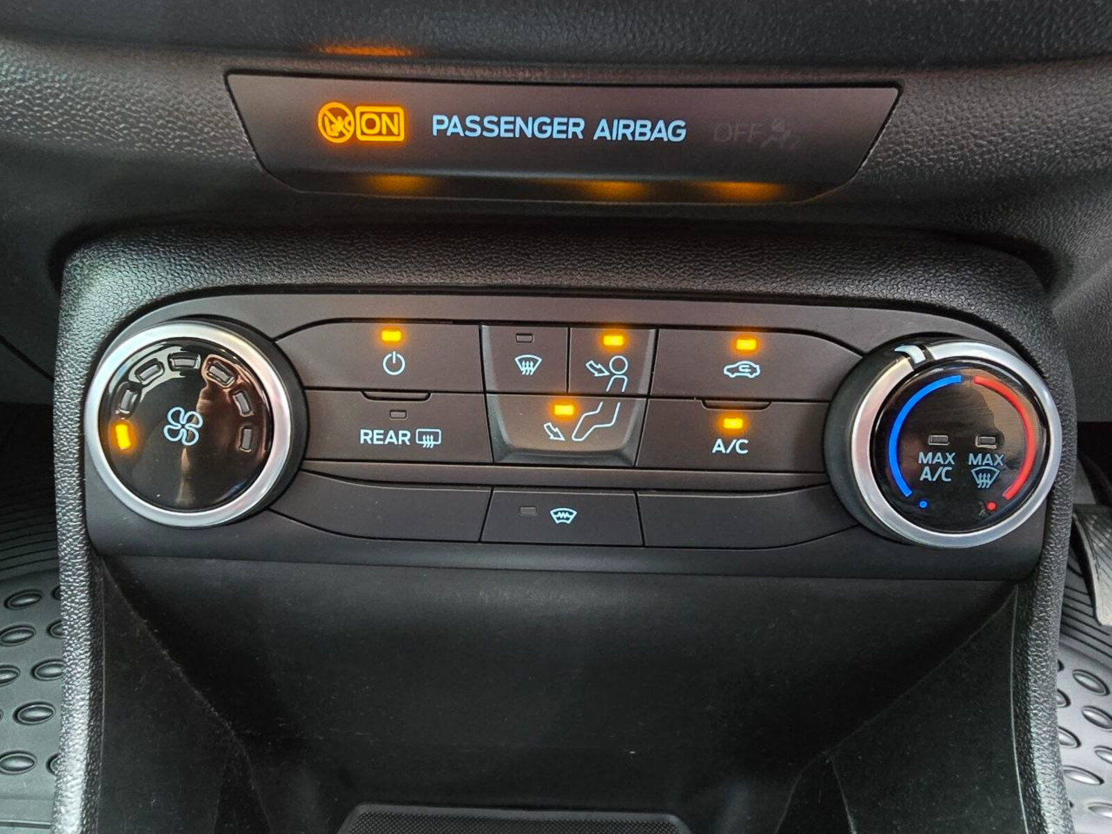 2018 Ford Fiesta 1.0 Petrol - Image 13