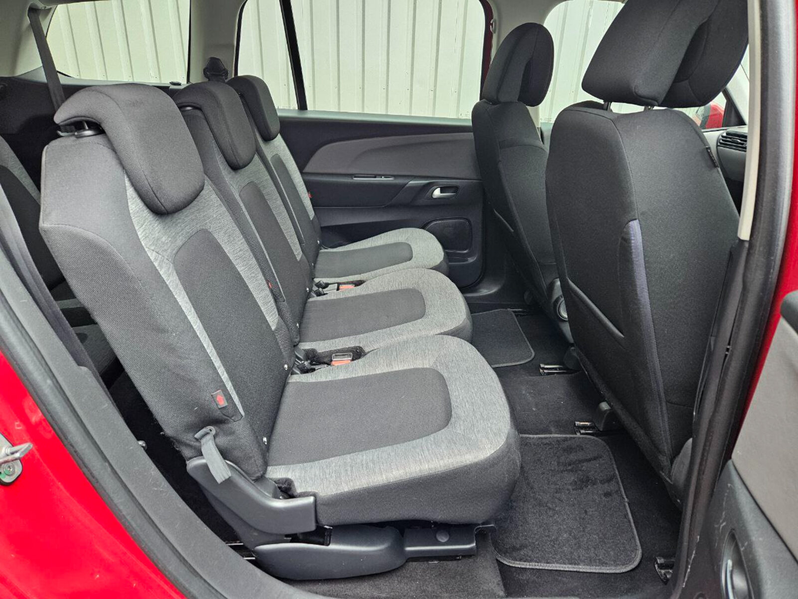 2016 Citroen C4 1.6 HDi Connected Special Edition - Image 20