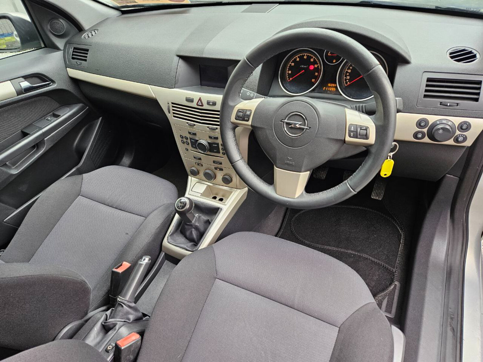 2008 Opel Astra 1.4 Petrol CLUB - Image 11