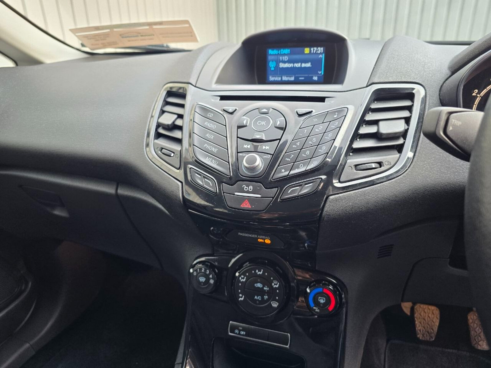 2016 Ford Fiesta 1.0 Petrol - Image 16