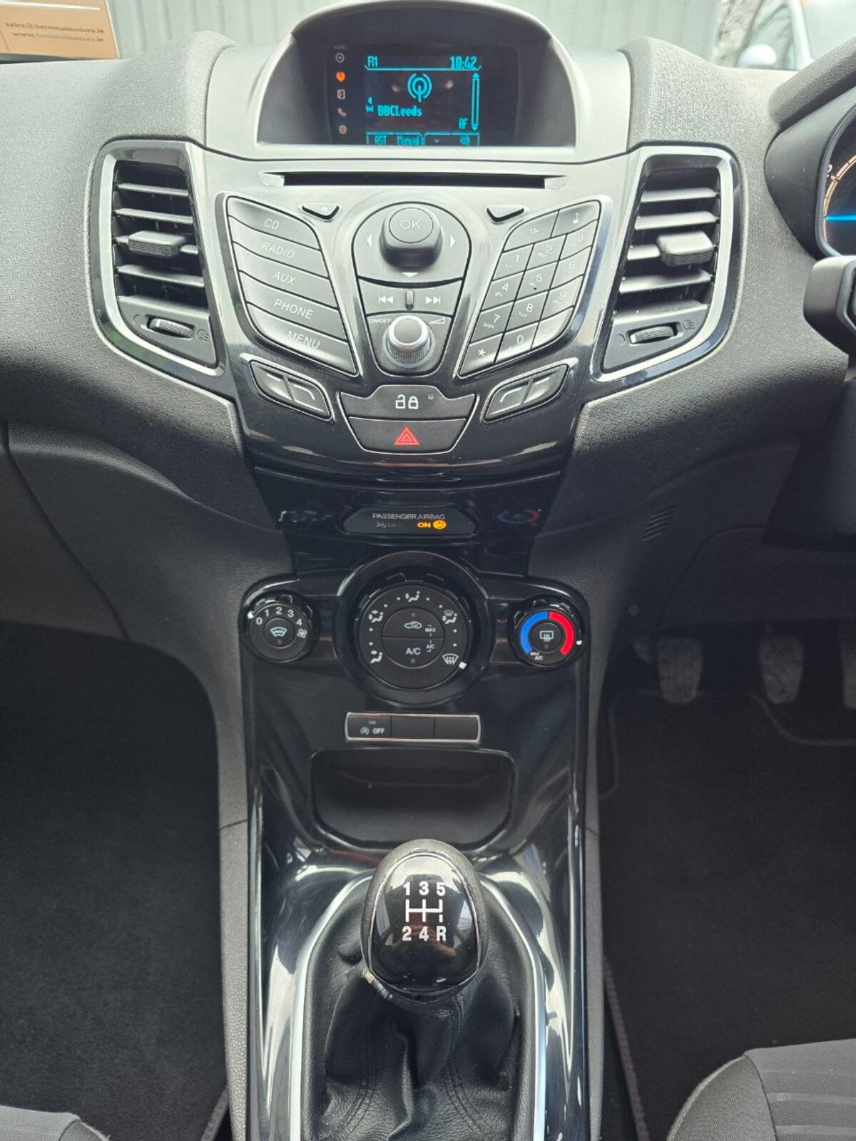 2014 Ford Fiesta 1.0 Petrol - Image 13