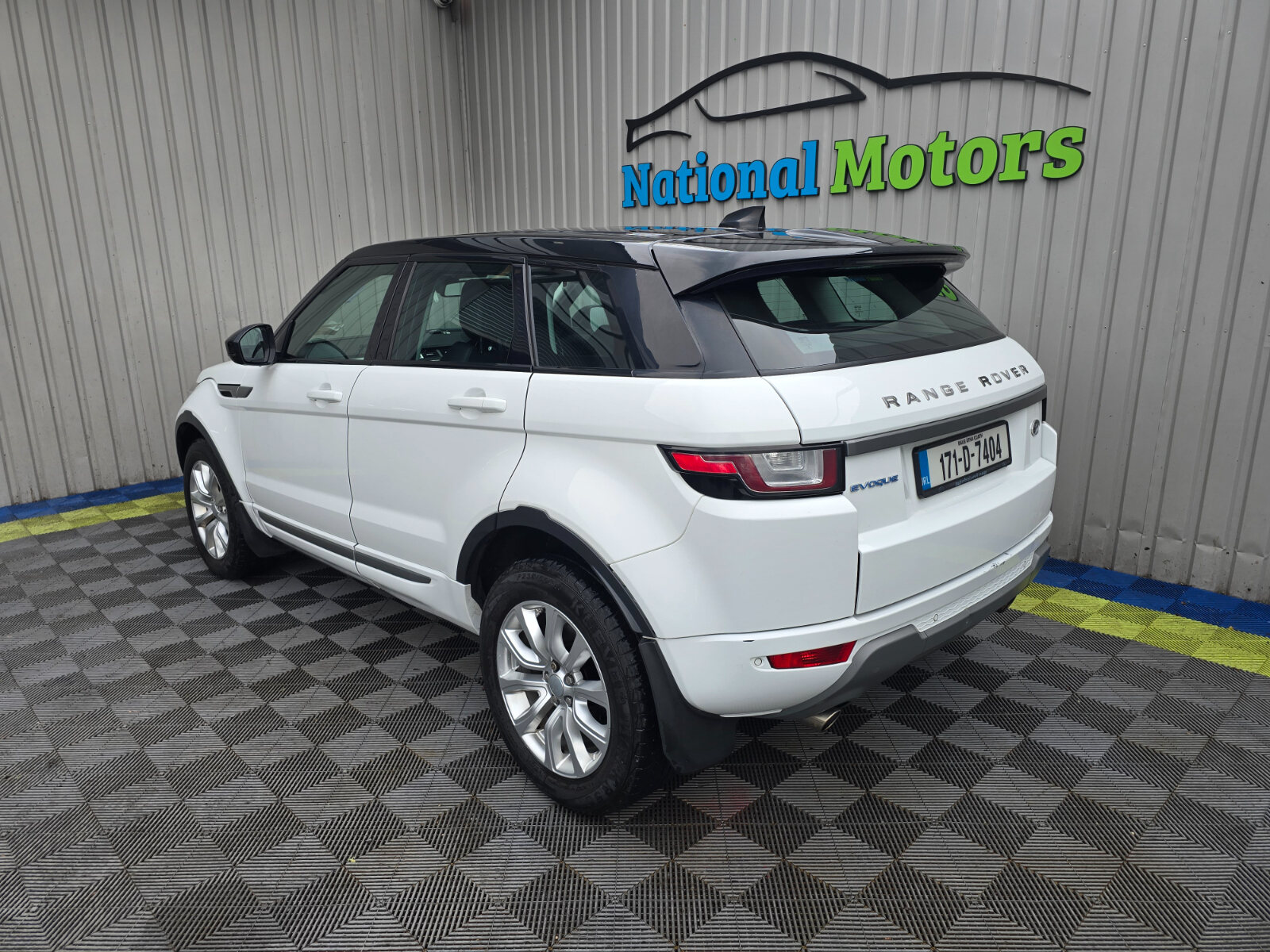 2017 Land Rover Evoque  Pure ED4 2.0D - Image 5