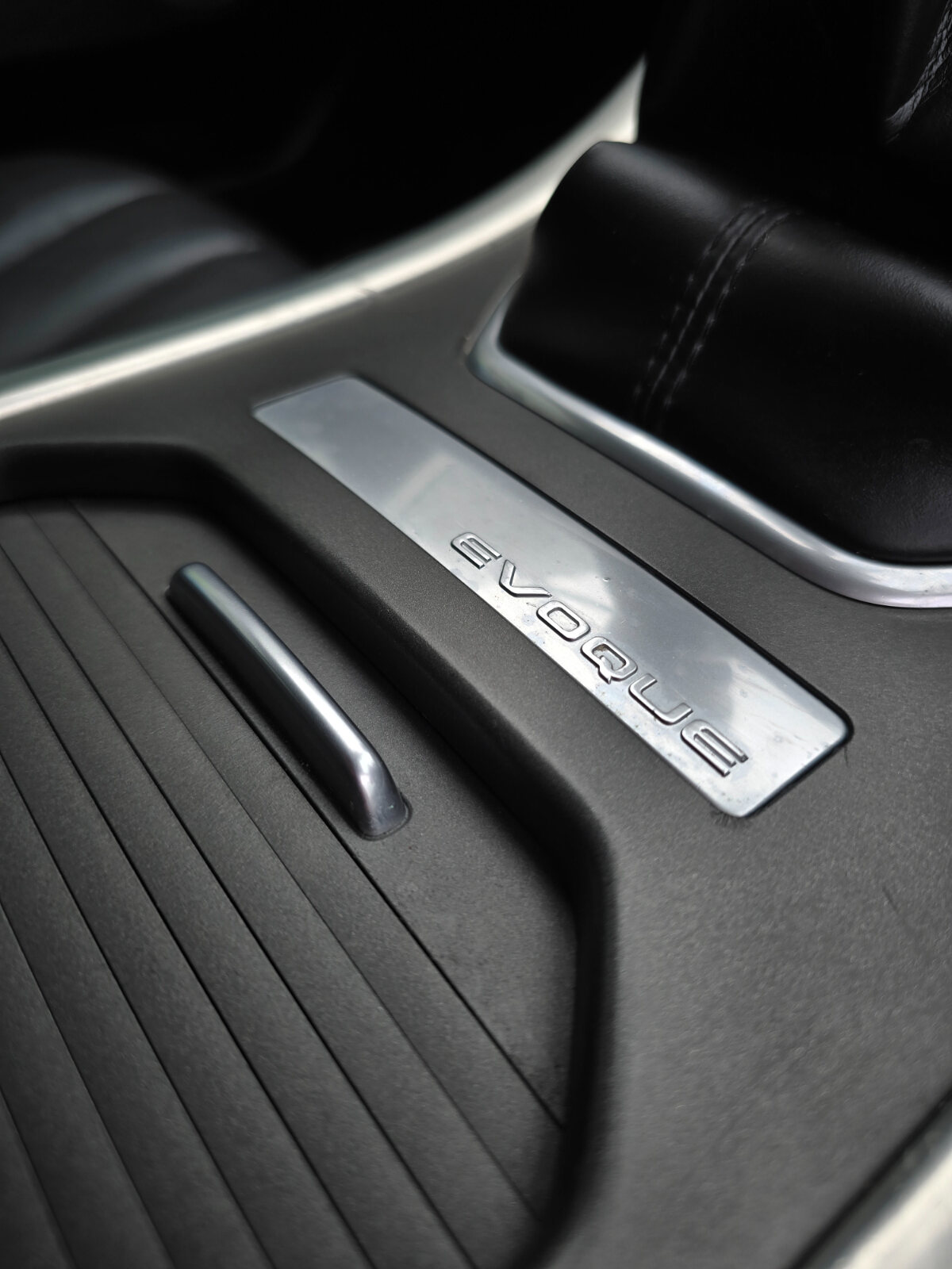 2017 Land Rover Evoque  Pure ED4 2.0D - Image 14